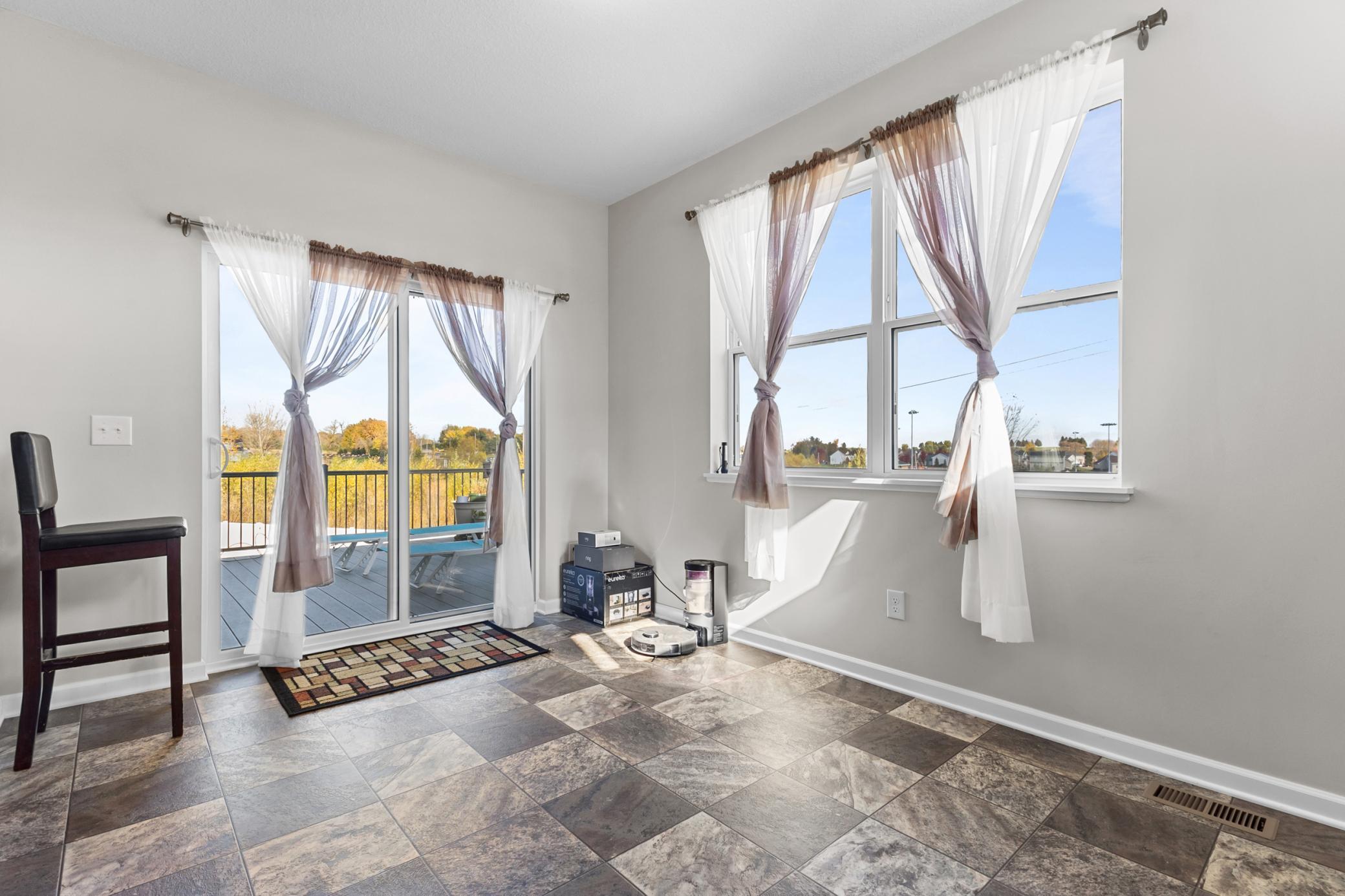 Farmington, Minnesota, 55024, United States, 4 Bedrooms Bedrooms, ,2 BathroomsBathrooms,Residential,For Sale,1991916