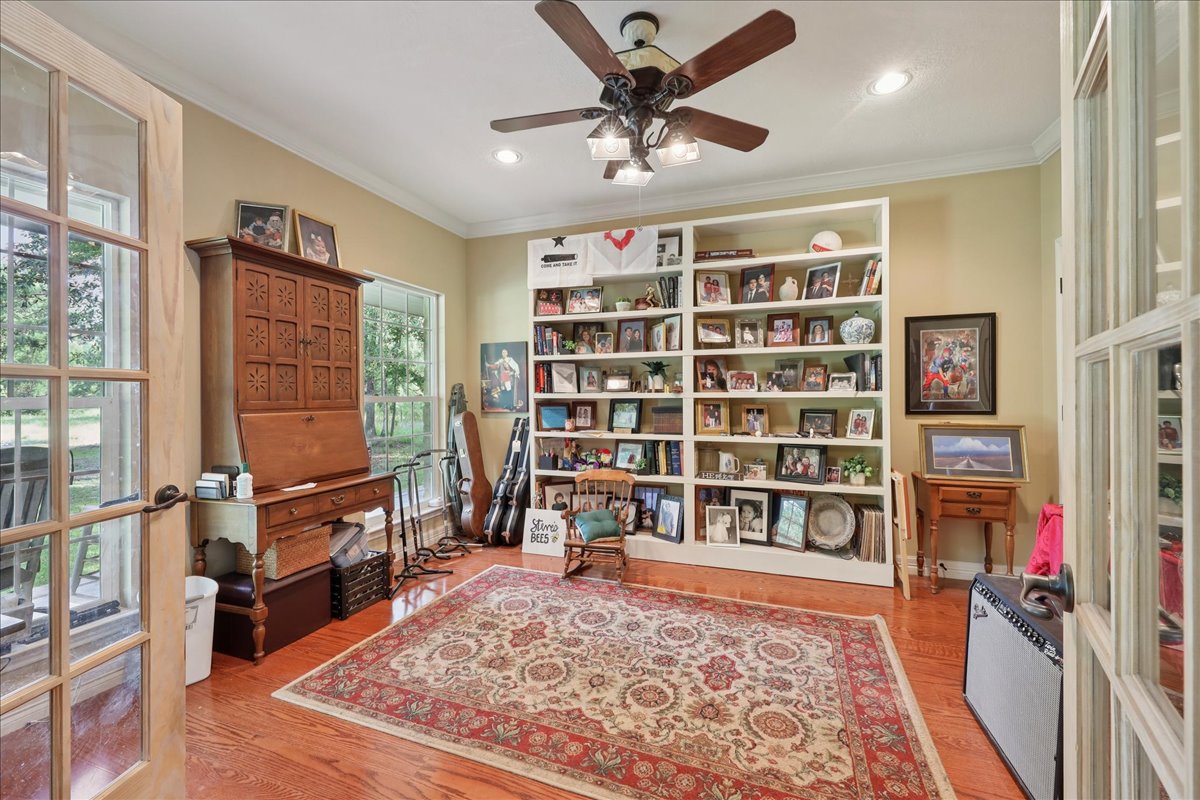 Kountze, Texas, 77625, United States, 5 Bedrooms Bedrooms, ,4 BathroomsBathrooms,Residential,For Sale,1903707