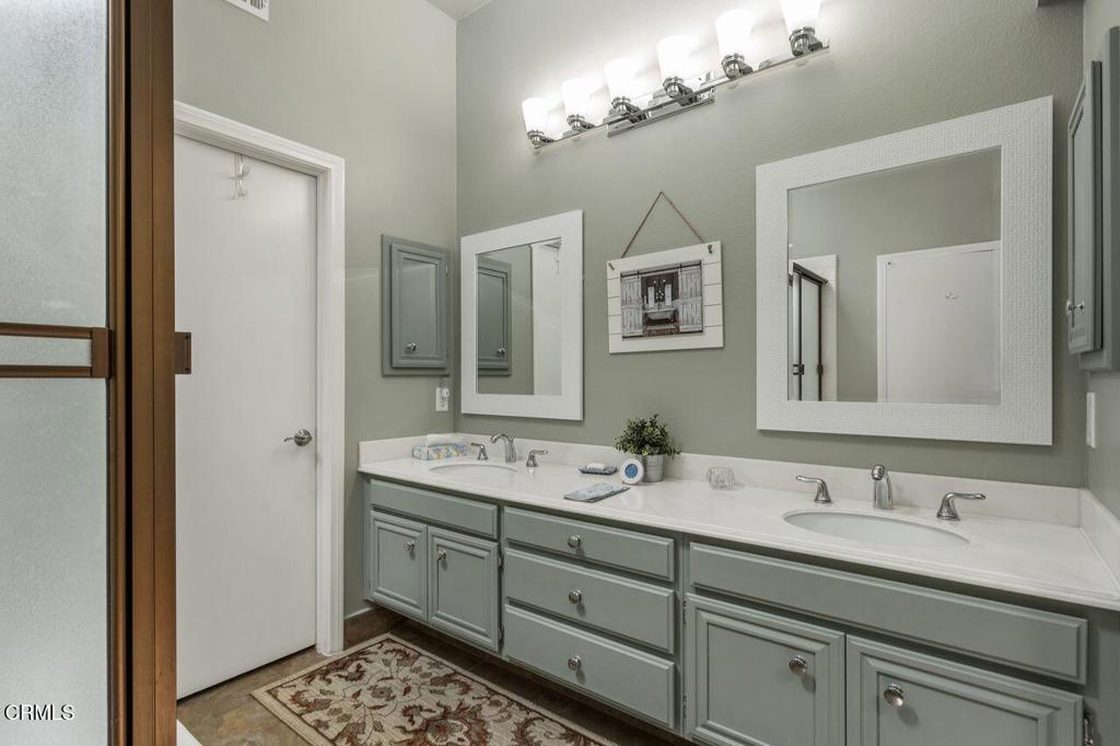 Ventura, California, 93004, United States, 2 Bedrooms Bedrooms, ,2 BathroomsBathrooms,Residential,For Sale,1940217