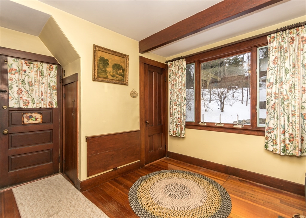 Waltham, Massachusetts, 02451, United States, 5 Bedrooms Bedrooms, ,3 BathroomsBathrooms,Residential,For Sale,1708573
