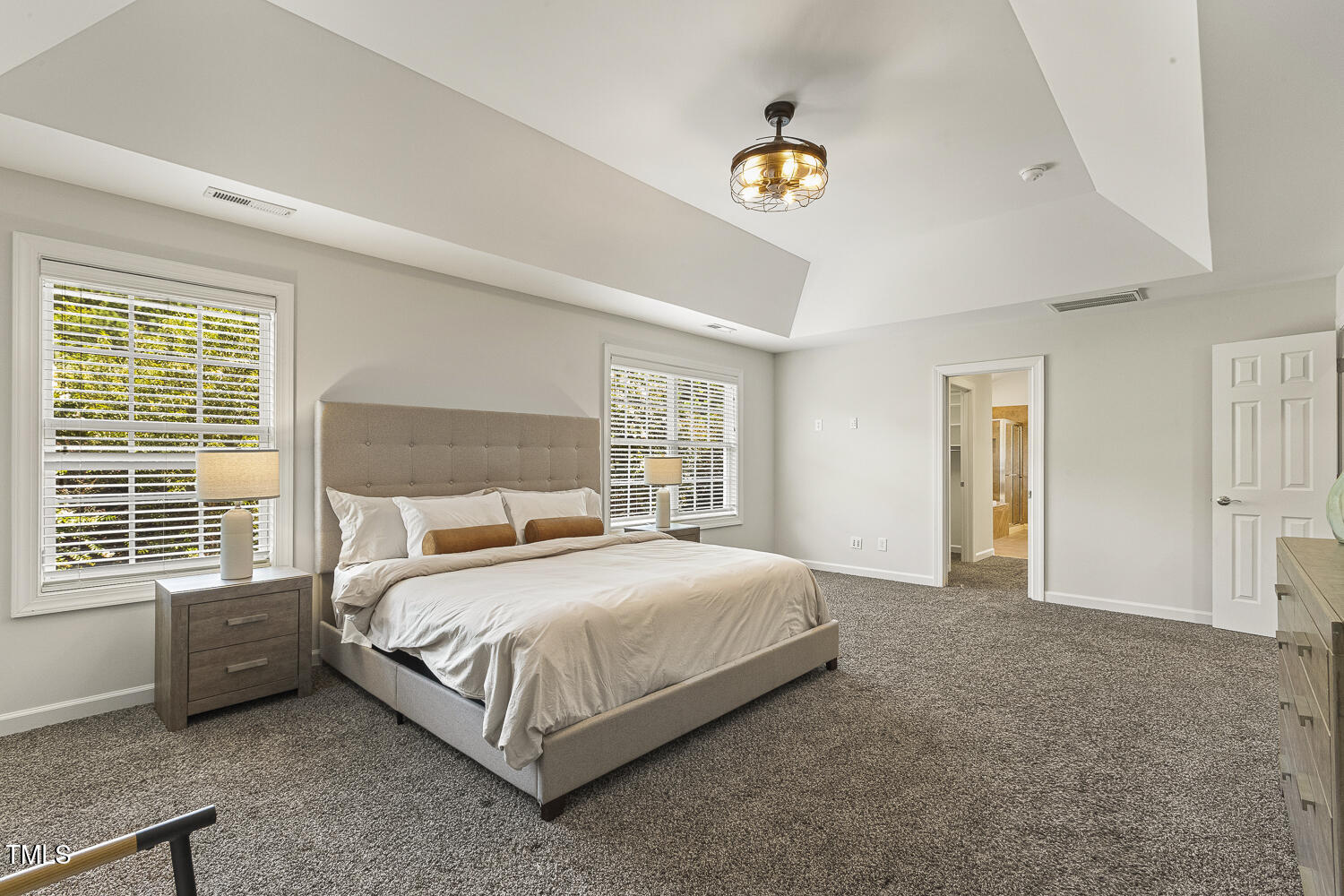 Holly Springs, North Carolina, 27540, United States, 4 Bedrooms Bedrooms, ,4 BathroomsBathrooms,Residential,For Sale,1902055