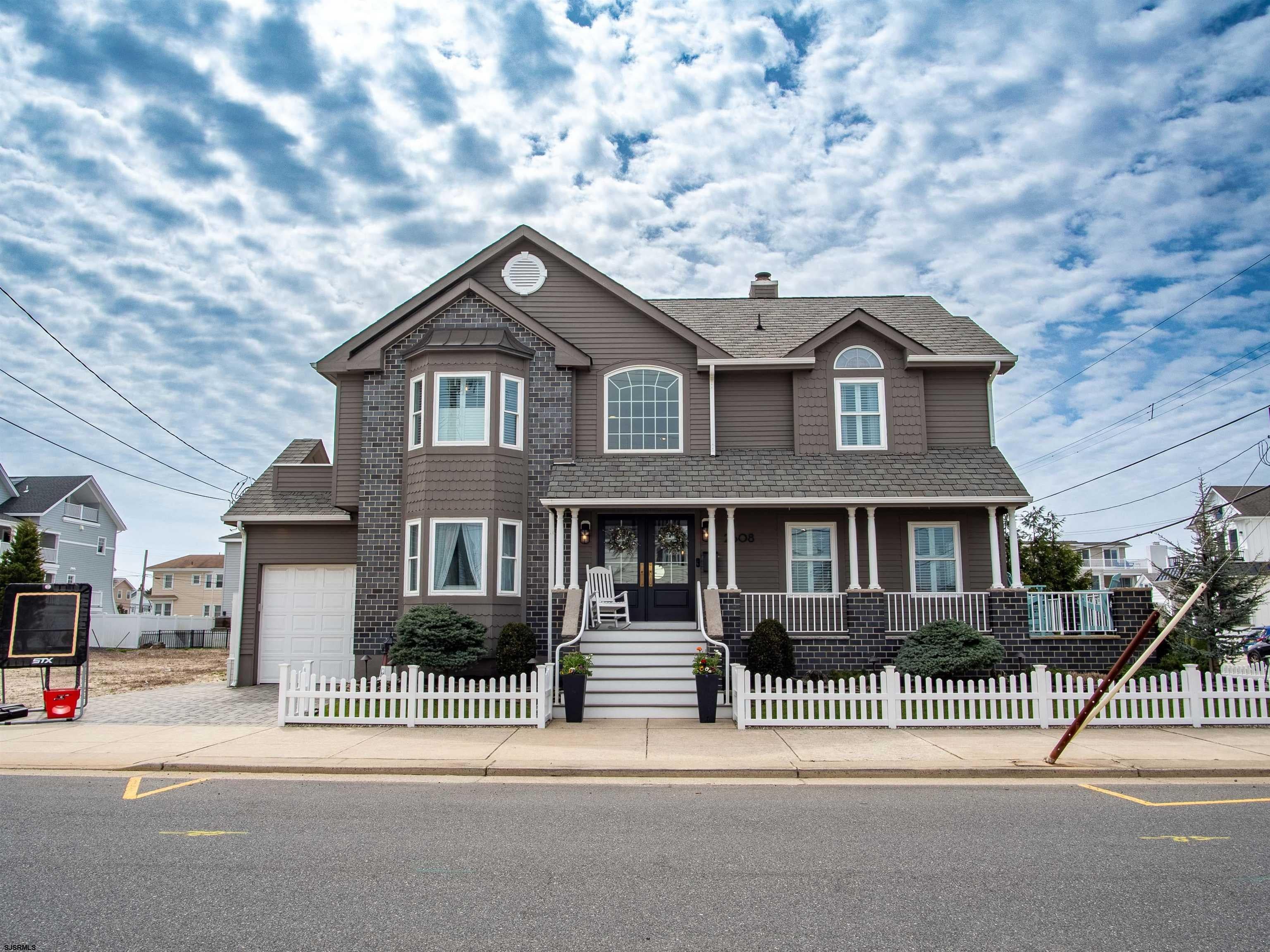 Longport, New Jersey, 08403, United States, 3 Bedrooms Bedrooms, ,3 BathroomsBathrooms,Residential,For Sale,1826457