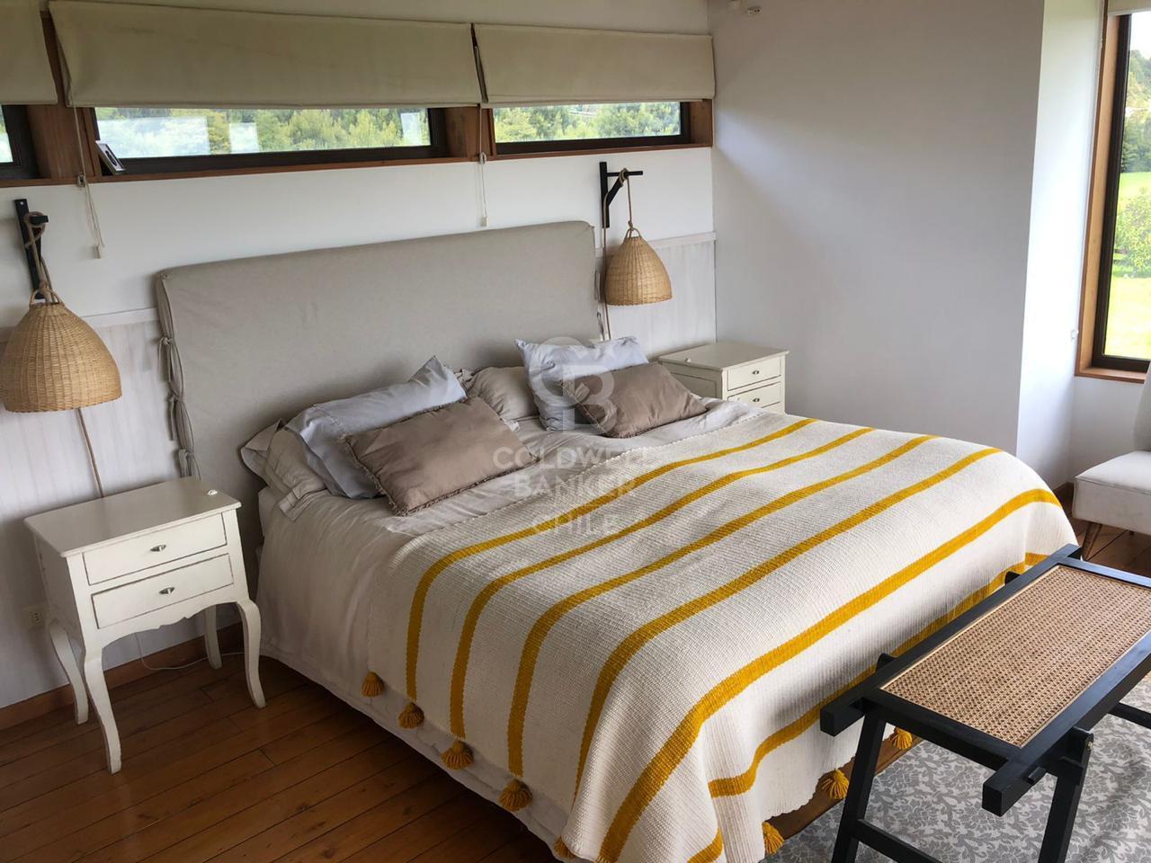 Puerto Varas, Chile, 5 Bedrooms Bedrooms, ,5 BathroomsBathrooms,Residential,For Sale,1850183