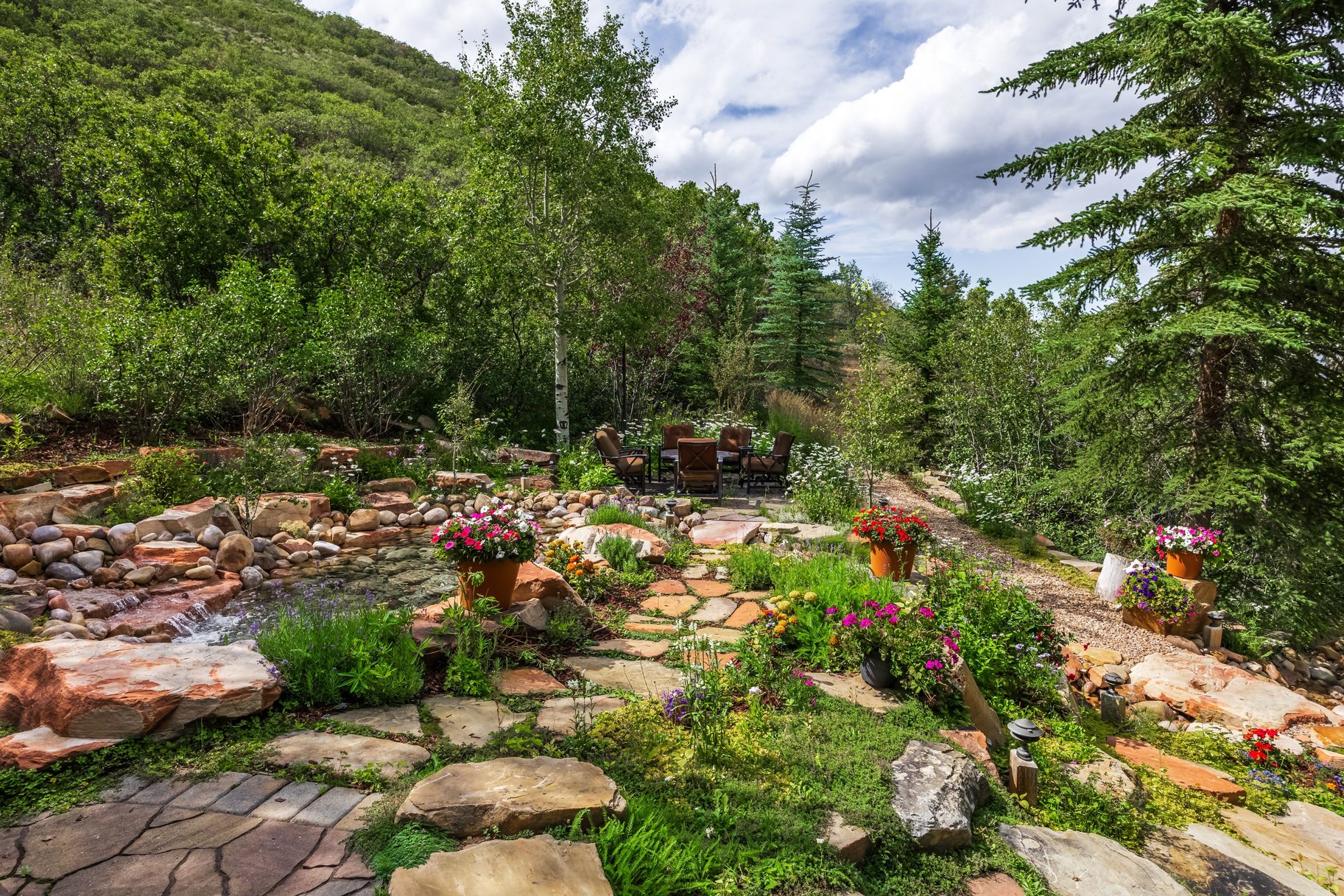  33 ACRE SOULFUL PARK CITY ESTATE WITH GRAND HOME AND GUEST HOUSE - 物件實景