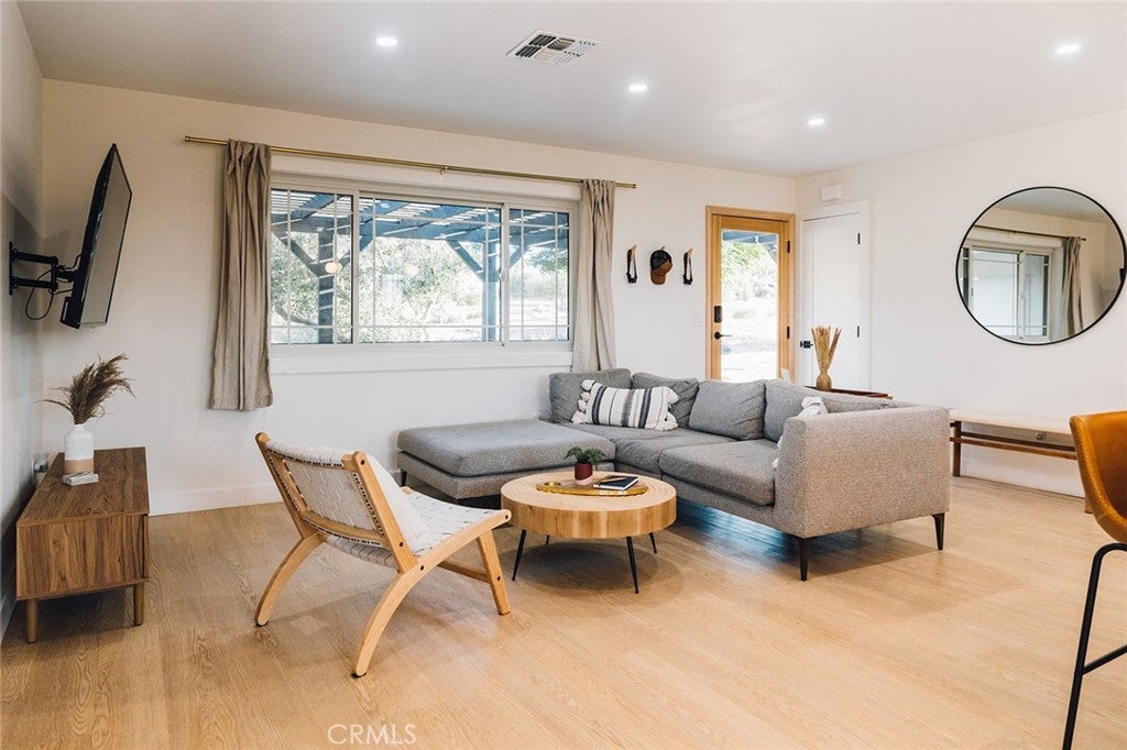 Yucca Valley, California, 92284, United States, 3 Bedrooms Bedrooms, ,2 BathroomsBathrooms,Residential,For Sale,1981322