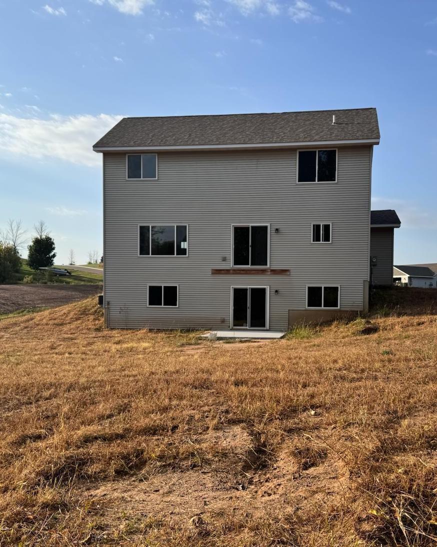 Hudson, Wisconsin, 54016, United States, 4 Bedrooms Bedrooms, ,3 BathroomsBathrooms,Residential,For Sale,1948487