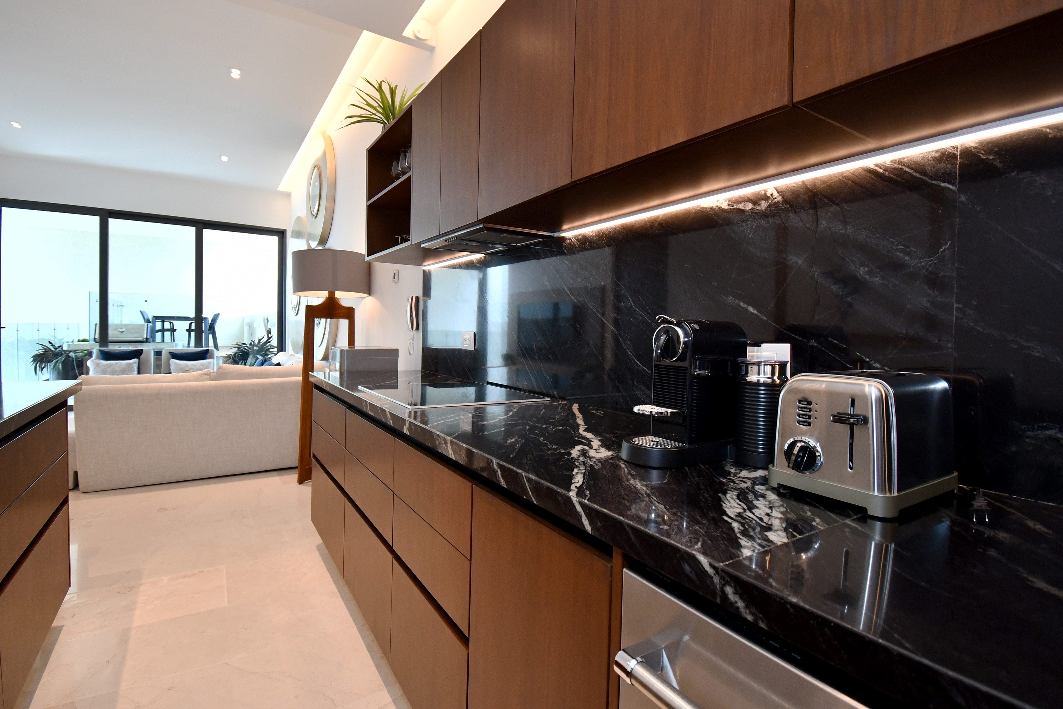  Three-Bedroom Blue Horizon Penthouse - 物件實景