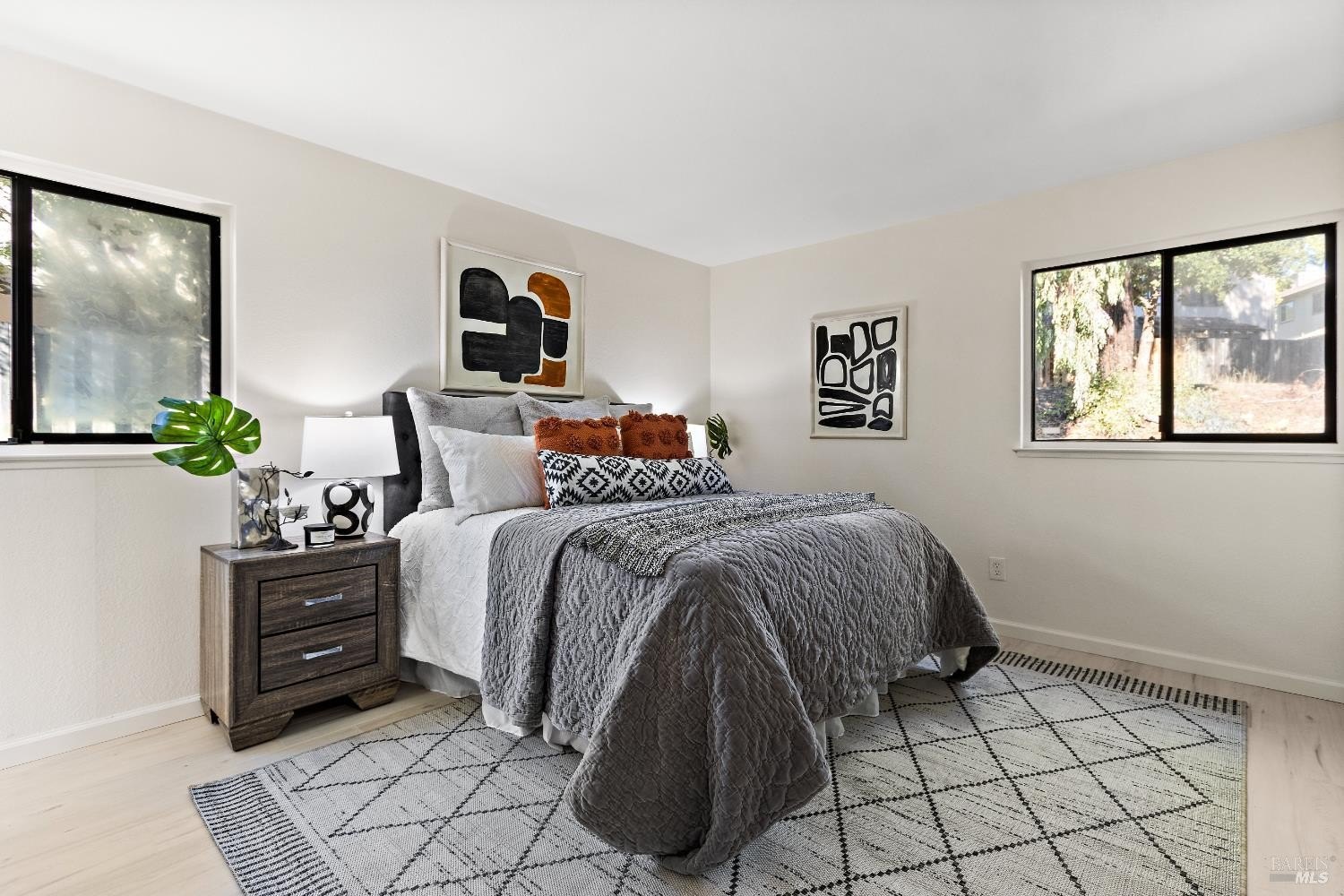 Hercules, California, 94547, United States, 2 Bedrooms Bedrooms, ,2 BathroomsBathrooms,Residential,For Sale,1988230