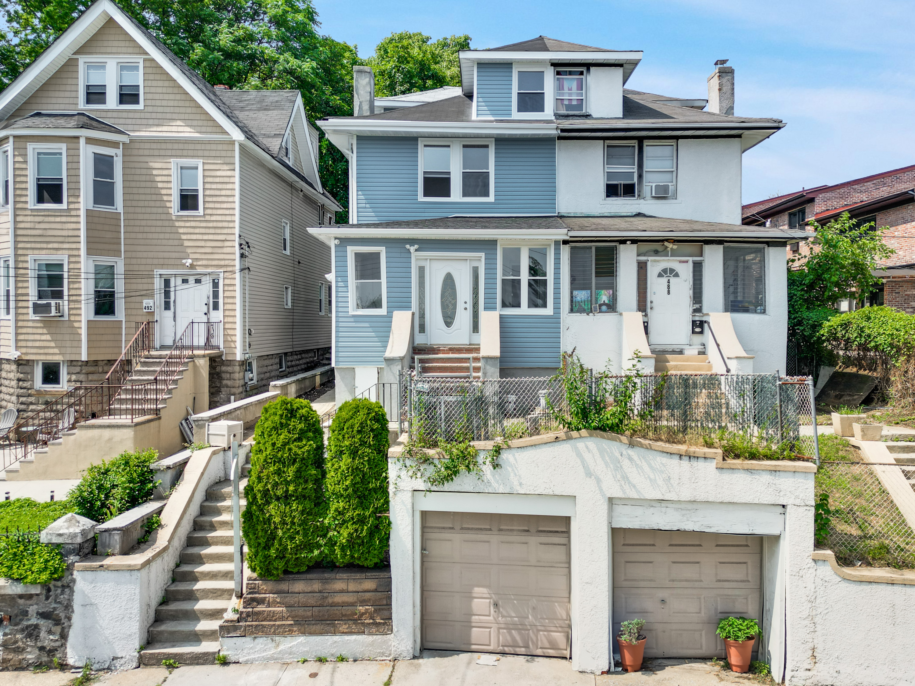 Staten Island, New York, 10304, United States, 4 Bedrooms Bedrooms, ,3 BathroomsBathrooms,Residential,For Sale,1767161