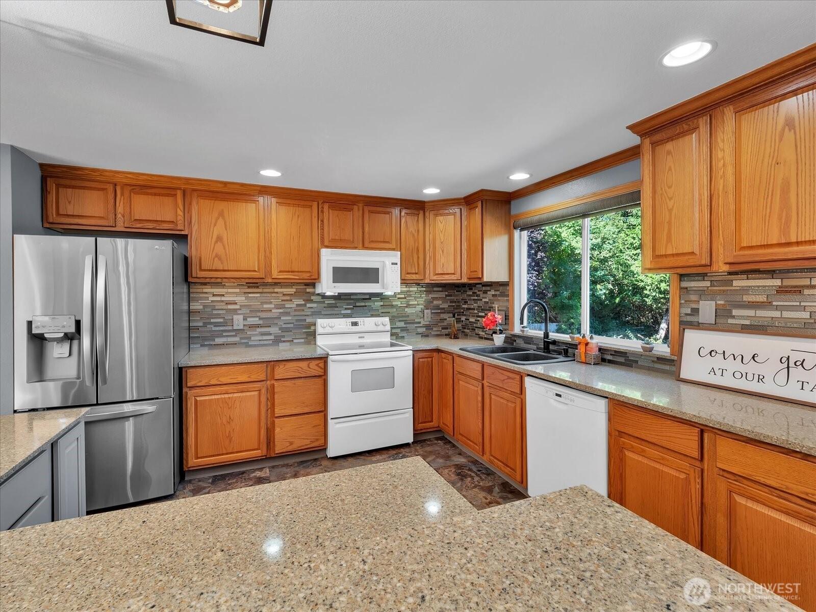 BOTHELL, Washington, 98012, United States, 4 Bedrooms Bedrooms, ,3 BathroomsBathrooms,Residential,For Sale,1916701