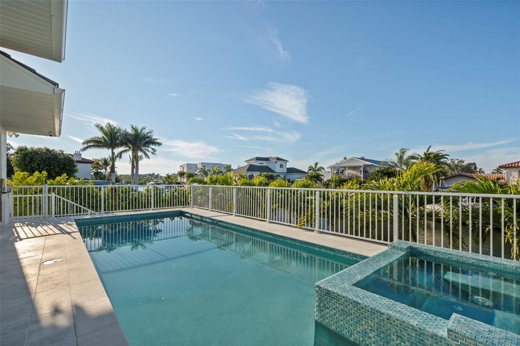 Sarasota, Florida, 34231, United States, 4 Bedrooms Bedrooms, ,3 BathroomsBathrooms,Residential,For Sale,1795069