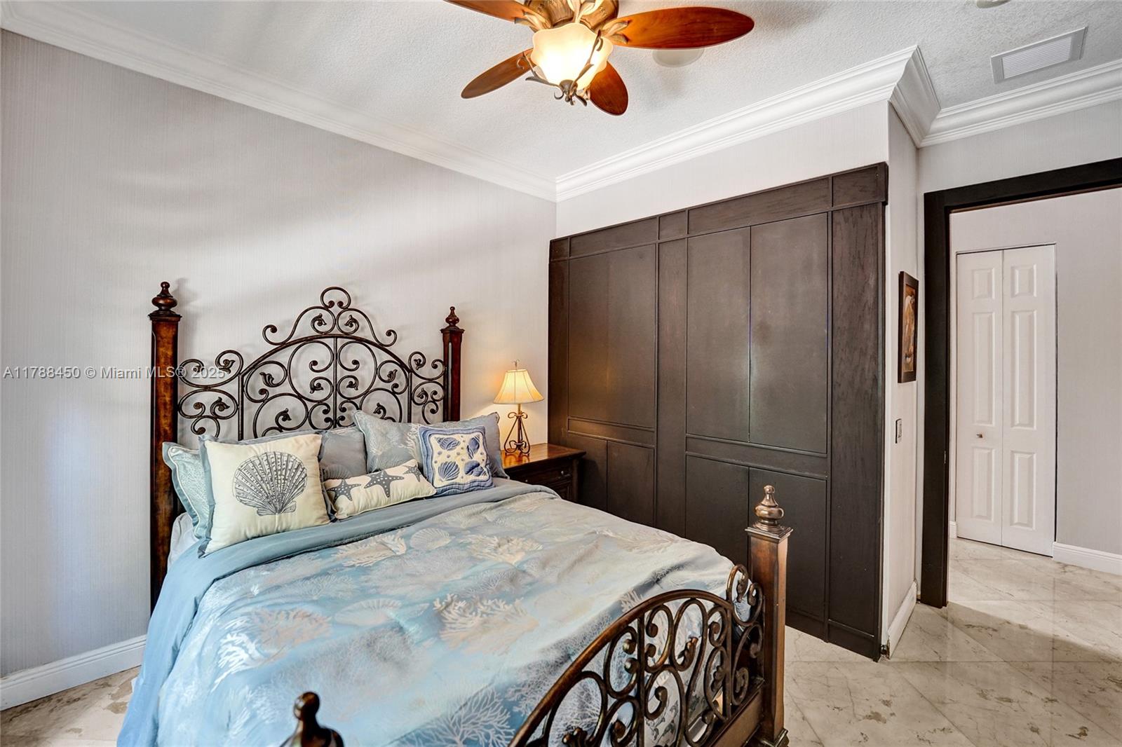 Davie, Florida, 33330, United States, 6 Bedrooms Bedrooms, ,6 BathroomsBathrooms,Residential,For Sale,1908596