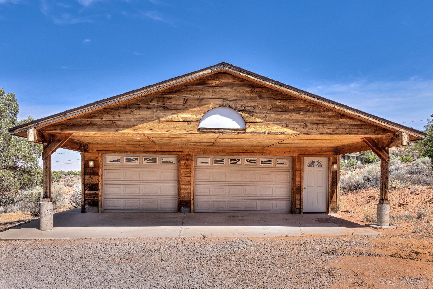  Room for Your Toys 3-Car Garage, Carport & Scenic Views - 物件實景