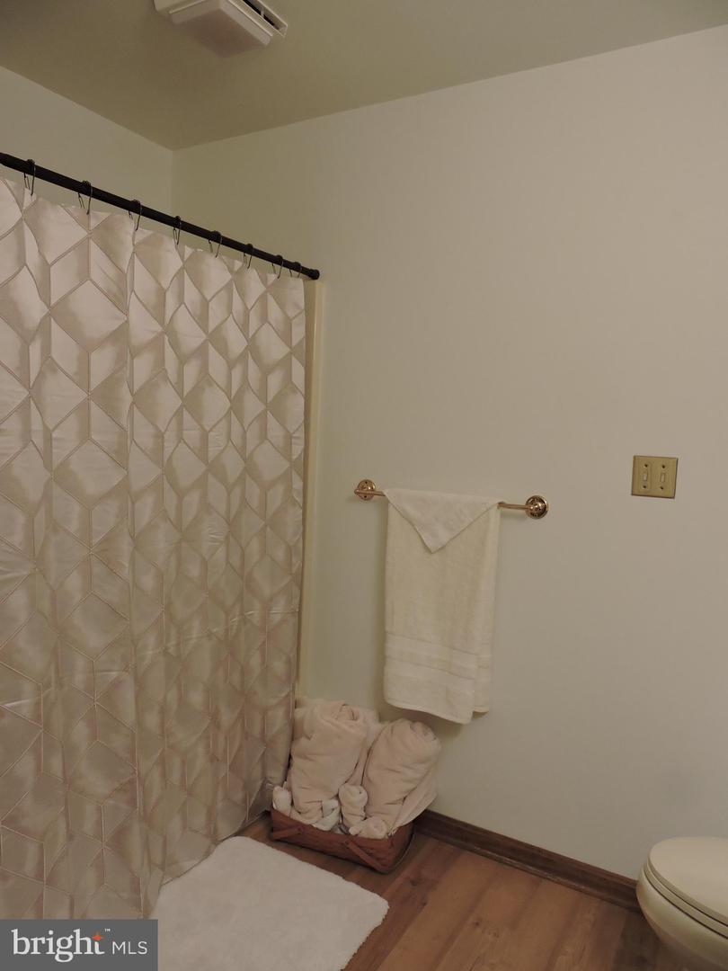 10 TIDEWATER DR, SEAFORD, Delaware, 19973, United States, 5 Bedrooms Bedrooms, ,6 BathroomsBathrooms,Residential,For Sale,10 TIDEWATER DR,1622331