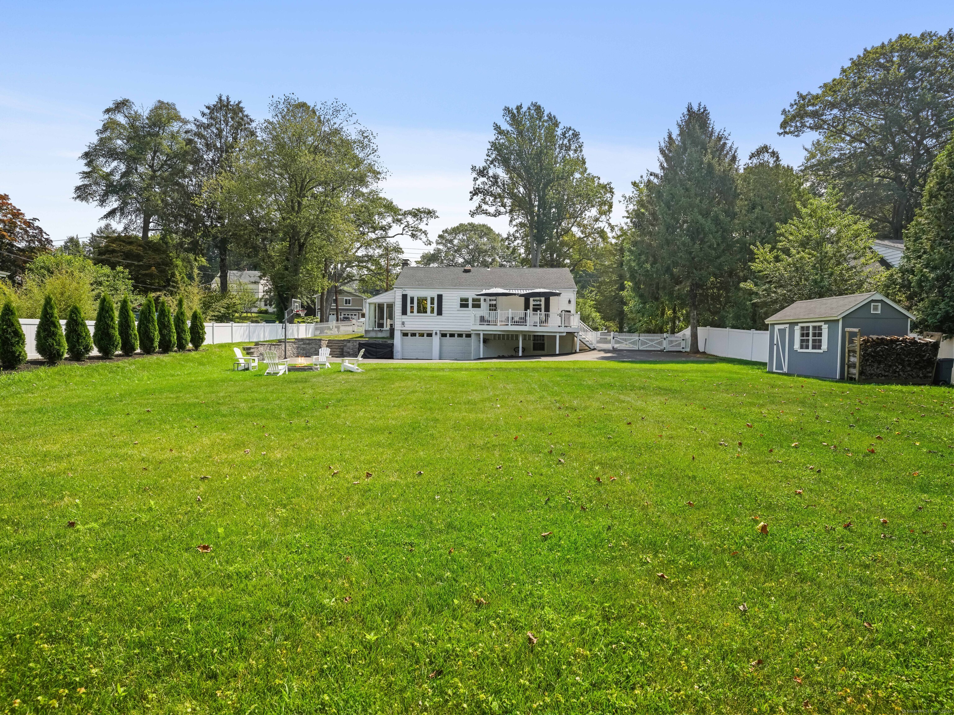 Trumbull, Connecticut, 06611, United States, 2 Bedrooms Bedrooms, ,2 BathroomsBathrooms,Residential,For Sale,1917497
