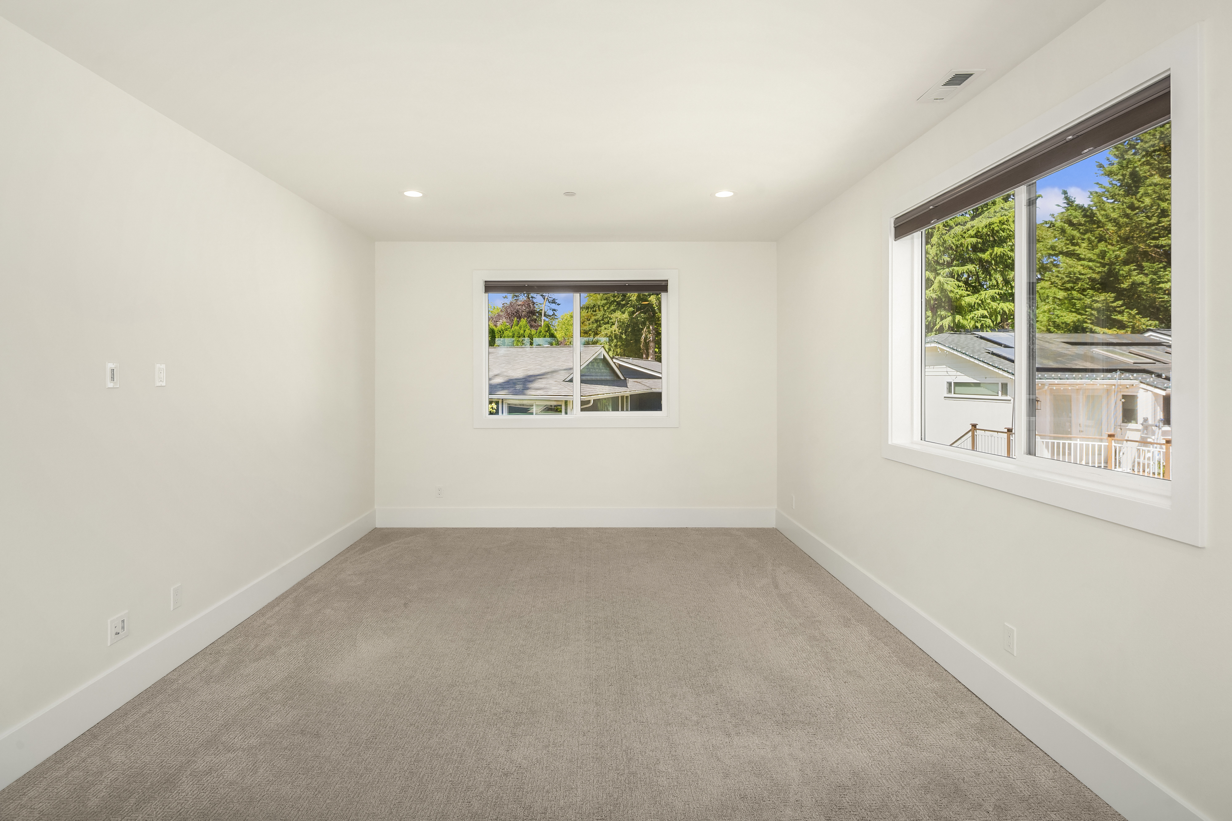  11327 113th Place Northeast, Kirkland, WA 98033 - 物件實景