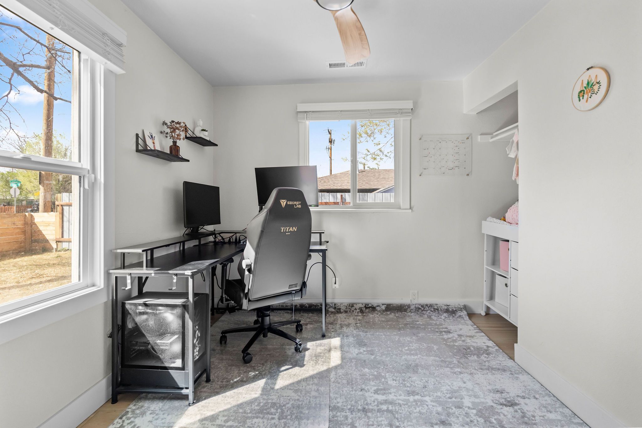  Clean,straightforward layout with upgrades that make everyday living easy - 物件實景