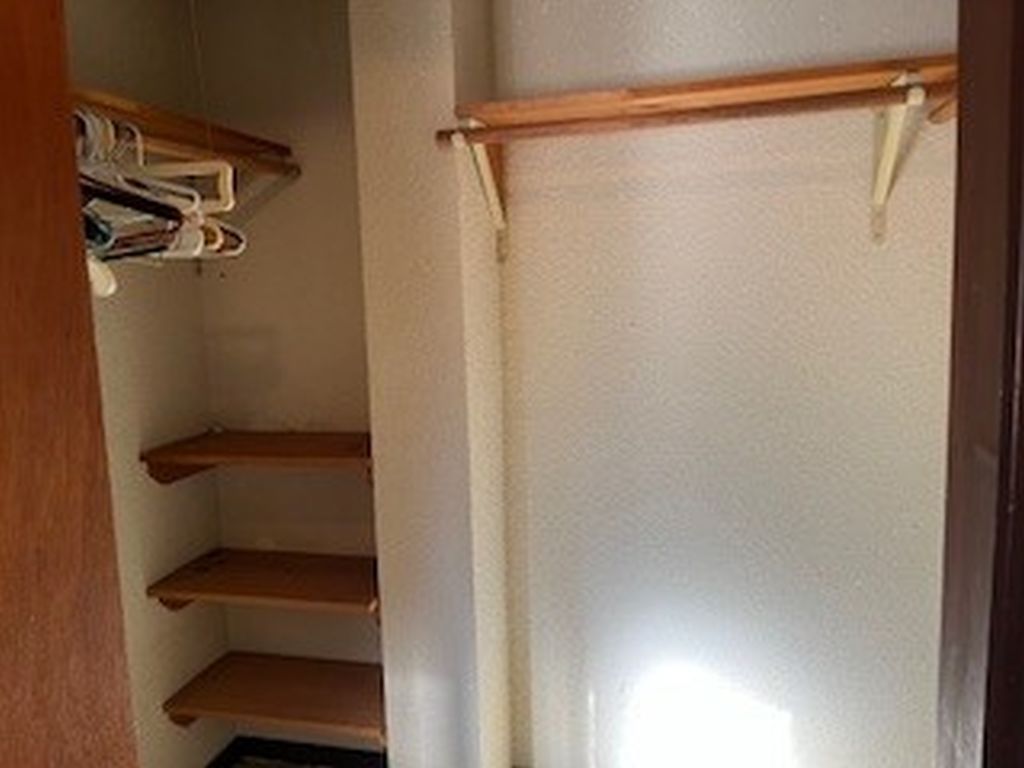 Portsmouth, New Hampshire, 03901, United States, 3 Bedrooms Bedrooms, ,1 BathroomBathrooms,Residential,For Sale,2005632