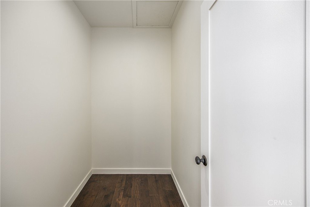 Los Angeles, California, 90043, United States, 3 Bedrooms Bedrooms, ,2 BathroomsBathrooms,Residential,For Sale,1933767