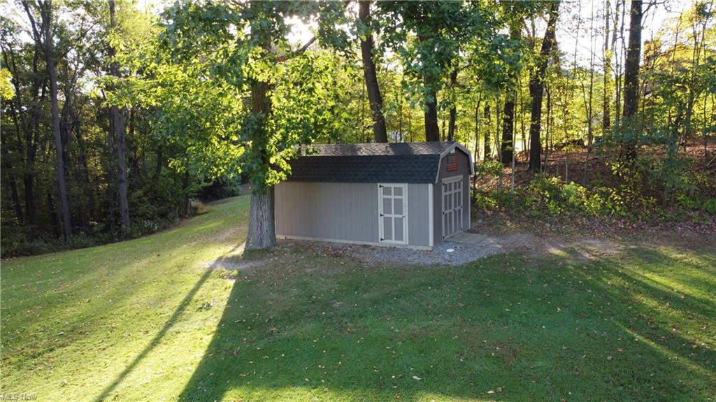 Chester, West Virginia, 26034, United States, 3 Bedrooms Bedrooms, ,3 BathroomsBathrooms,Residential,For Sale,1975770