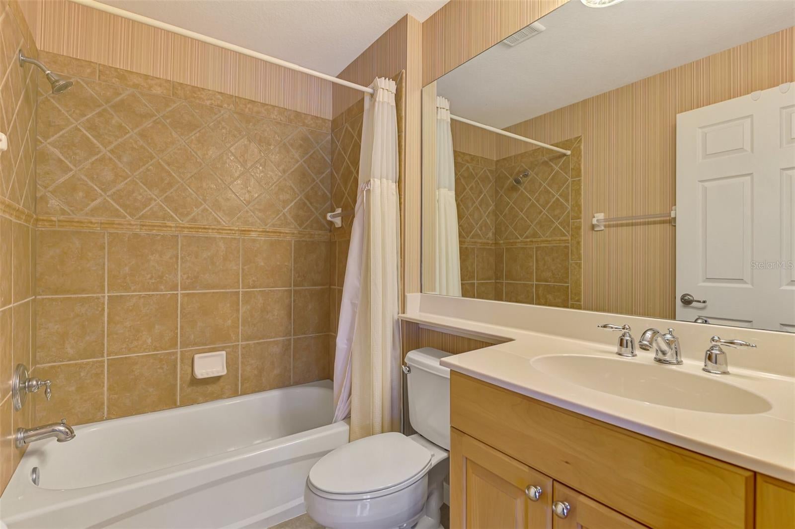 PORT CHARLOTTE, Florida, 33953, United States, 2 Bedrooms Bedrooms, ,2 BathroomsBathrooms,Residential,For Sale,1921184