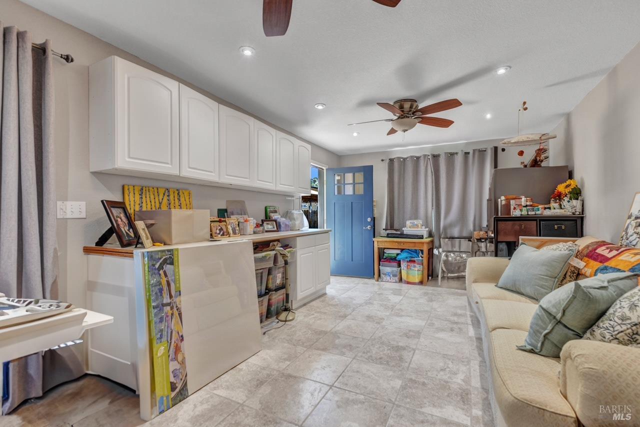 Vacaville, California, 95688, United States, 4 Bedrooms Bedrooms, ,3 BathroomsBathrooms,Residential,For Sale,1900587