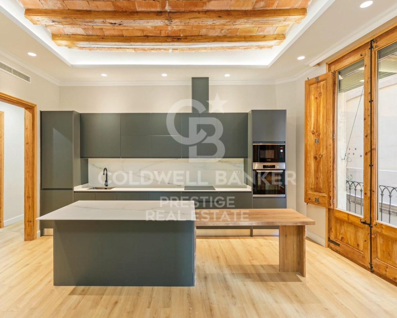 Barcelona, Barcelona, Ciutat Vella, El G?tic Barce, Barcelona, Catalonia, ES, 3 Bedrooms Bedrooms, ,3 BathroomsBathrooms,Residential,For Sale,Barcelona, Barcelona, Ciutat Vella, El G?tic Barce,1628489