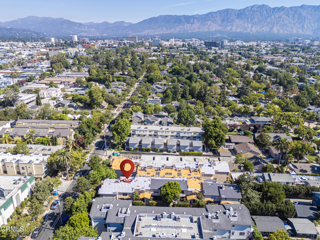 Pasadena, California, 91106, United States, 2 Bedrooms Bedrooms, ,3 BathroomsBathrooms,Residential,For Sale,1913443