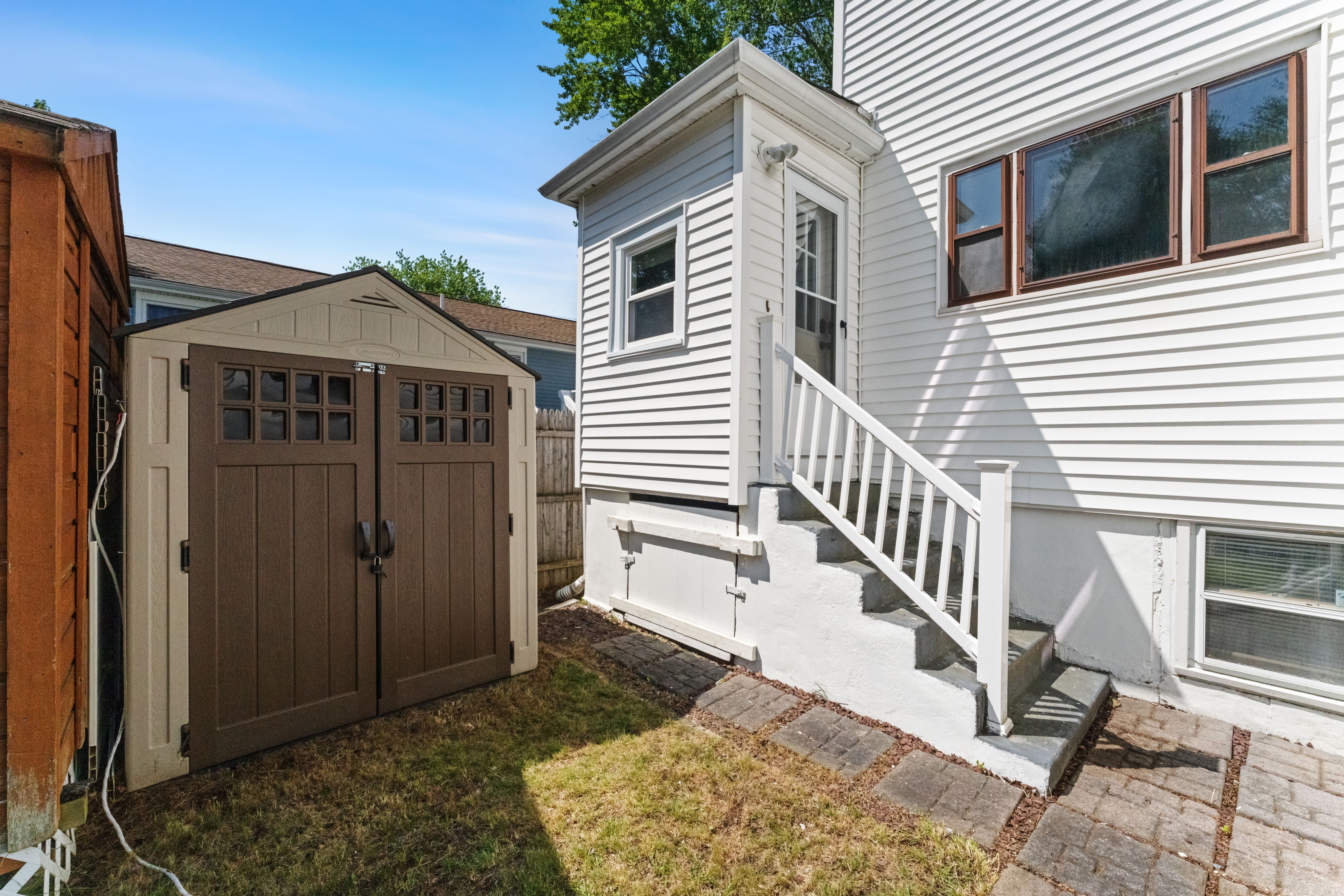  42 Dewey Avenue, Brockton, MA, 02301 - 物件實景