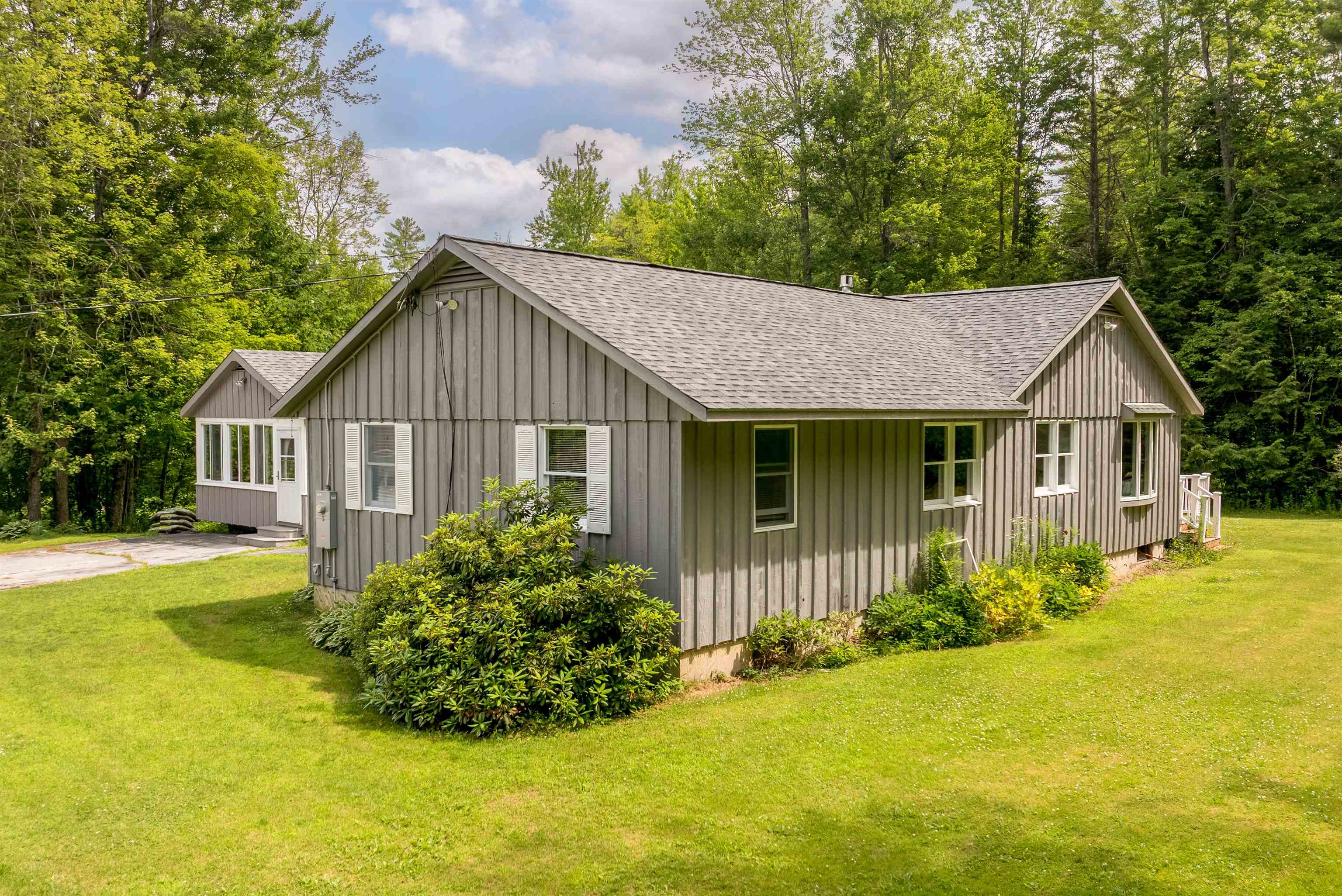 Newport, New Hampshire, 03773, United States, 4 Bedrooms Bedrooms, ,1 BathroomBathrooms,Residential,For Sale,1892643