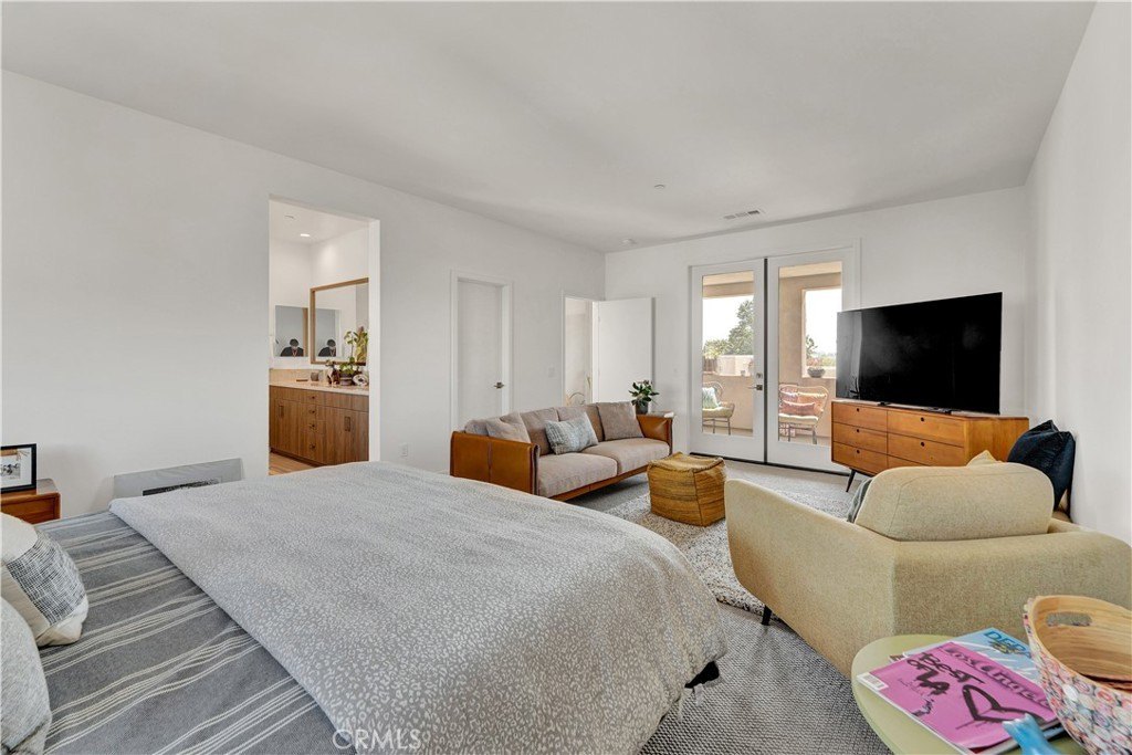 Covina, California, 91723, United States, 3 Bedrooms Bedrooms, ,3 BathroomsBathrooms,Residential,For Sale,1915122