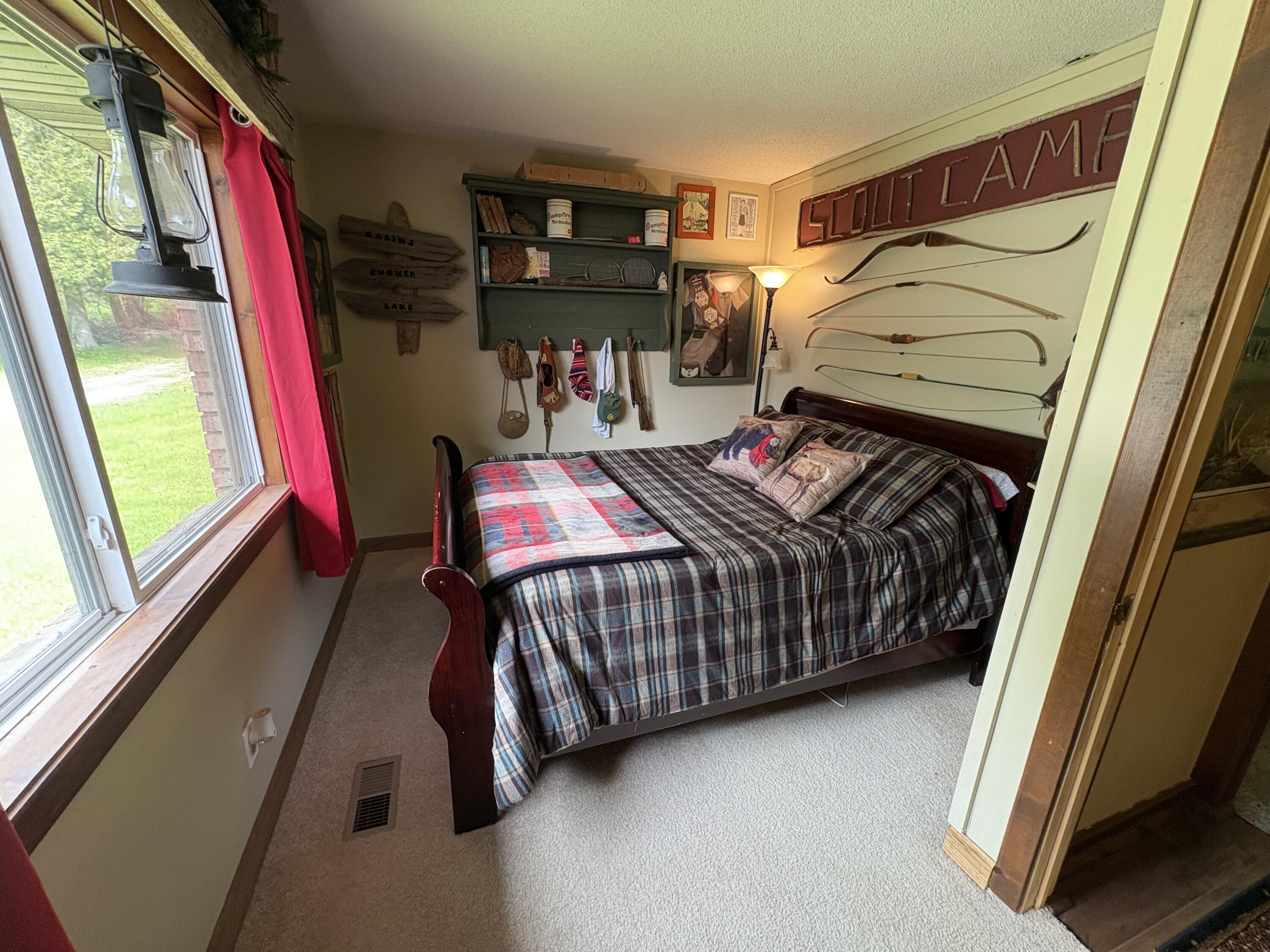 Naubinway, Michigan, 49762, United States, 3 Bedrooms Bedrooms, ,2 BathroomsBathrooms,Residential,For Sale,1840338