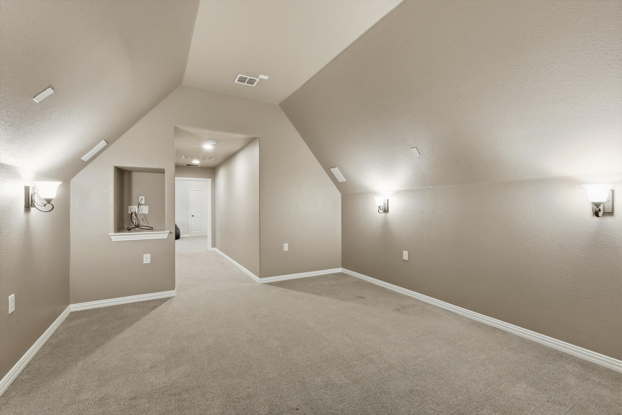 Trophy Club, Texas, 76262, United States, 4 Bedrooms Bedrooms, ,4 BathroomsBathrooms,Residential,For Sale,2002988