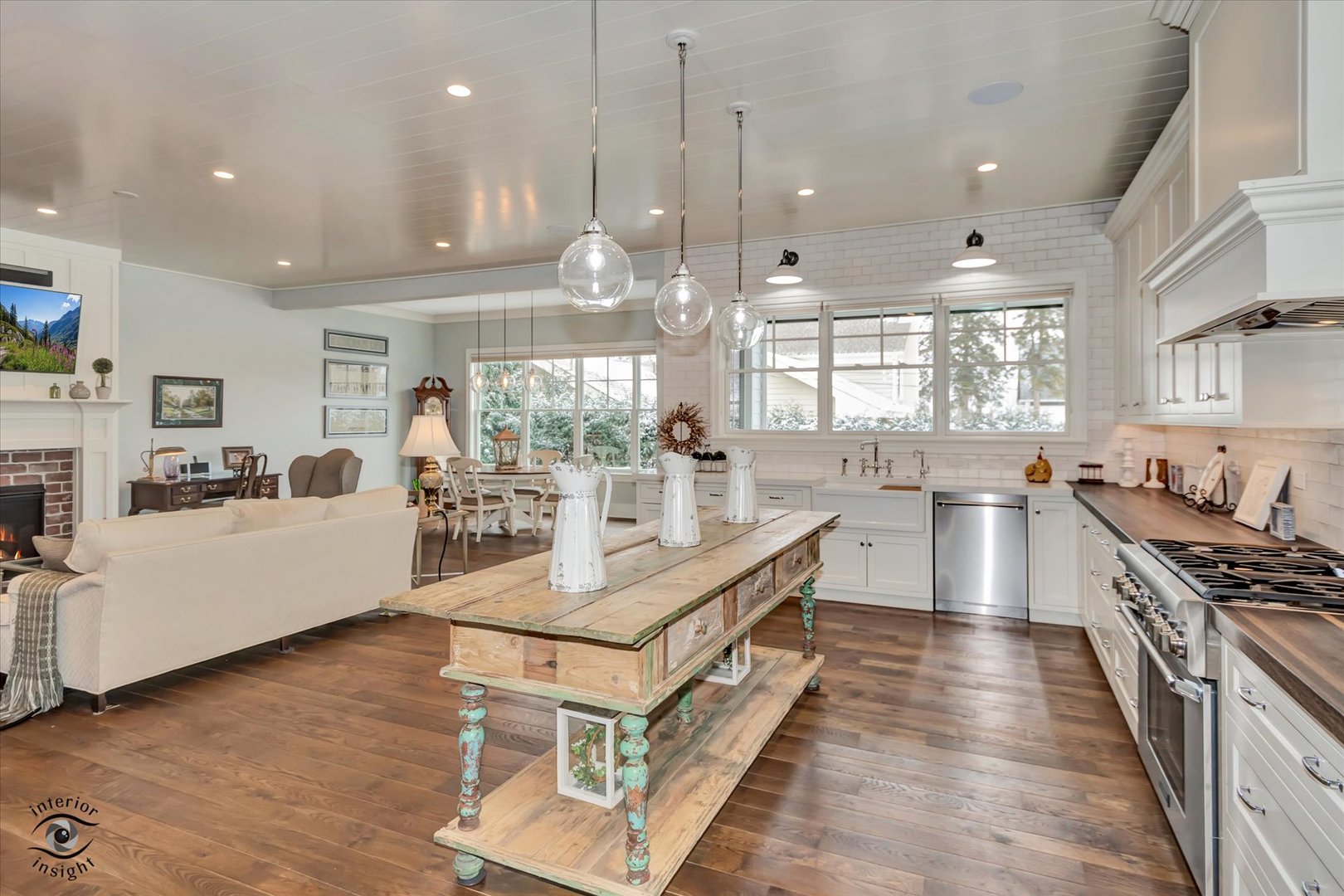 Frankfort, Illinois, 60423, United States, 3 Bedrooms Bedrooms, ,3 BathroomsBathrooms,Residential,For Sale,2005923