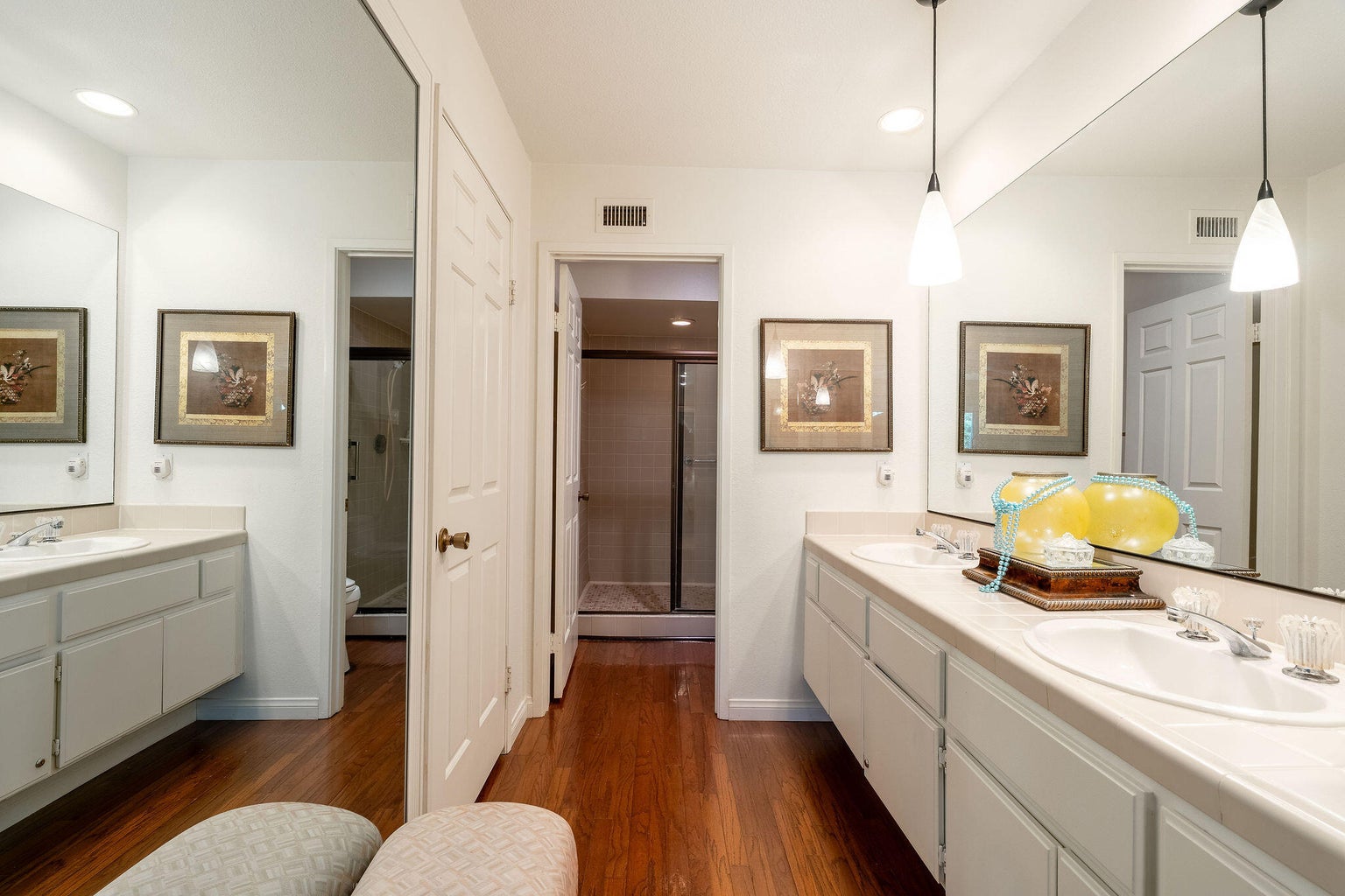 Palm Desert, California, 92260, United States, 2 Bedrooms Bedrooms, ,2 BathroomsBathrooms,Residential,For Sale,1981294