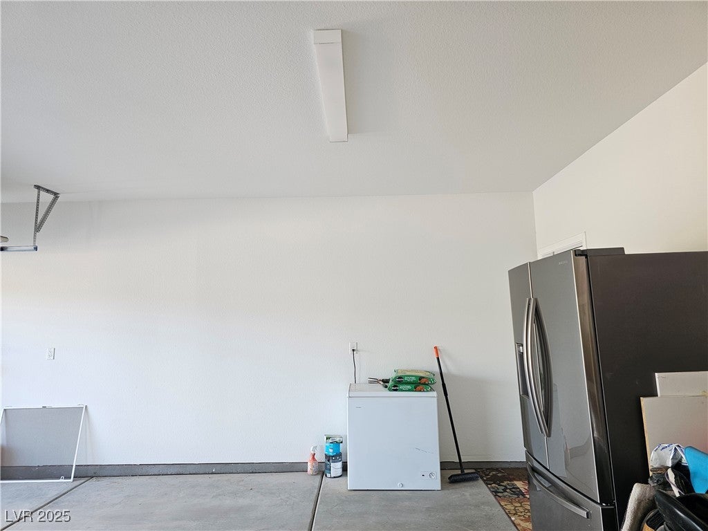 Pahrump, Nevada, 89048, United States, 3 Bedrooms Bedrooms, ,2 BathroomsBathrooms,Residential,For Sale,1979932