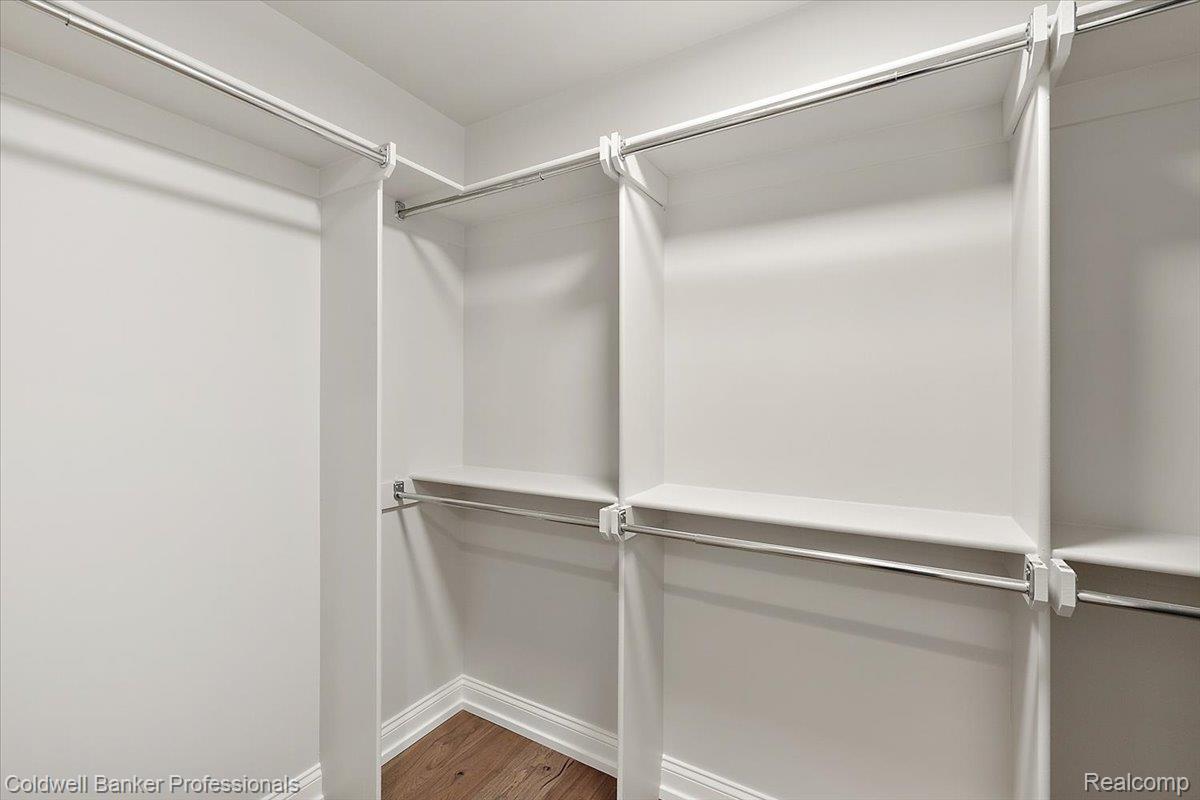 Plymouth, Michigan, 48170, United States, 4 Bedrooms Bedrooms, ,4 BathroomsBathrooms,Residential,For Sale,1986255