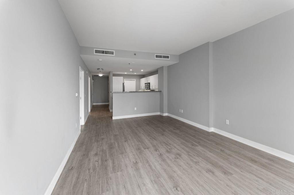 San Diego, California, 92101, United States, 1 Bedroom Bedrooms, ,1 BathroomBathrooms,Residential,For Sale,1898272