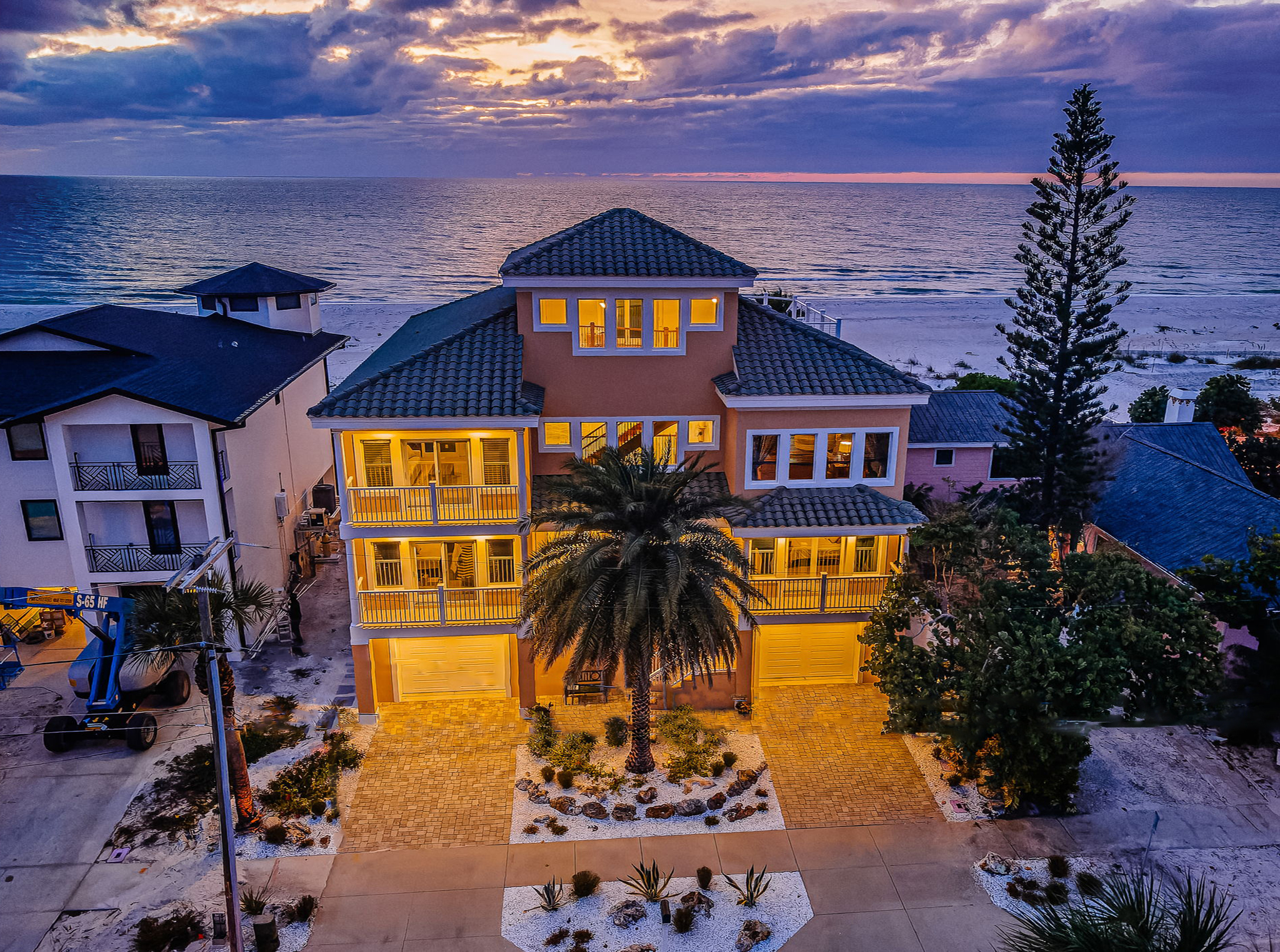 Clearwater, Florida, 33767, United States, 4 Bedrooms Bedrooms, ,5 BathroomsBathrooms,Residential,For Sale,2010796