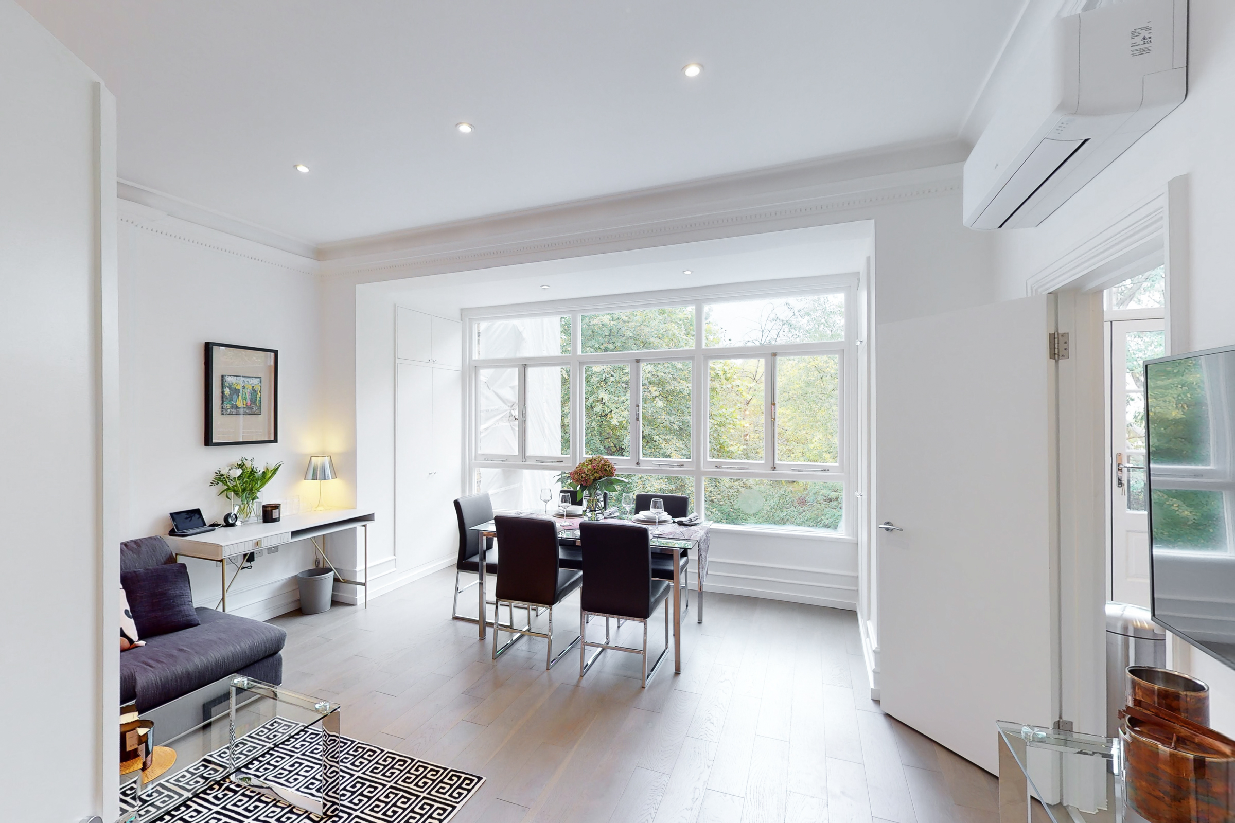  A Knightsbridge Building with a Garden Maisonette and Three Upper Residences - 物件實景