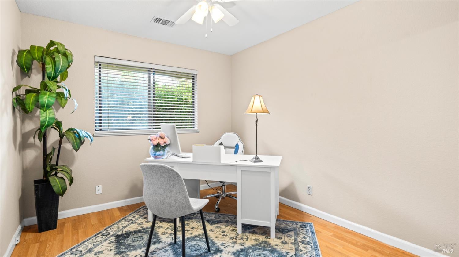 Vacaville, California, 95688, United States, 4 Bedrooms Bedrooms, ,2 BathroomsBathrooms,Residential,For Sale,1857826