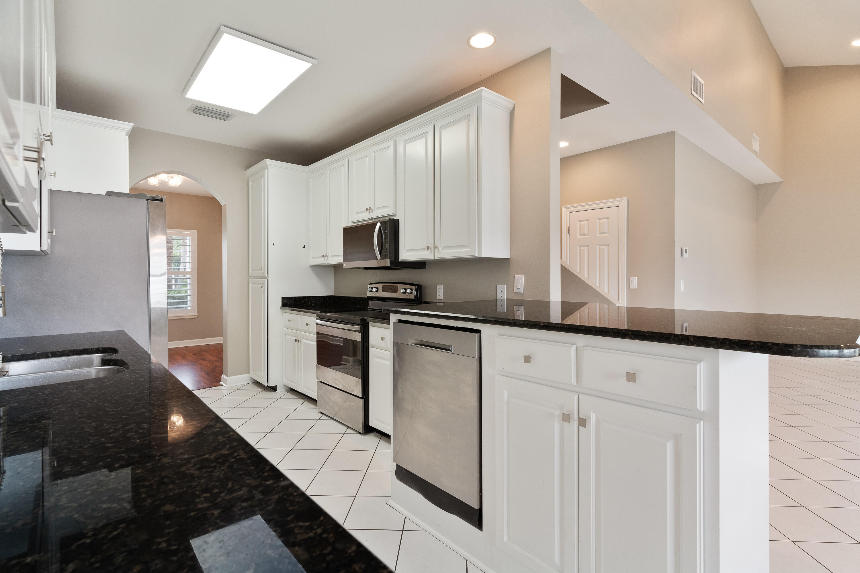 Fort Walton Beach, Florida, 32547, United States, 3 Bedrooms Bedrooms, ,4 BathroomsBathrooms,Residential,For Sale,1849777