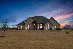 Weatherford, Texas, 76088, United States, 4 Bedrooms Bedrooms, ,3 BathroomsBathrooms,Residential,For Sale,2006084