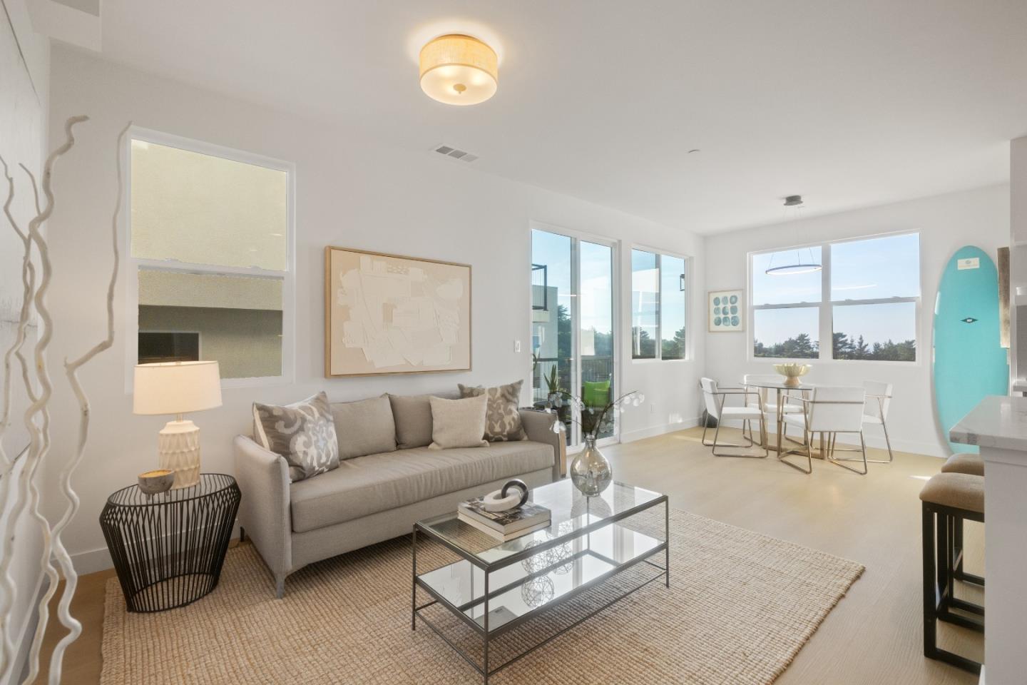 Pacifica, California, 94044, United States, 3 Bedrooms Bedrooms, ,3 BathroomsBathrooms,Residential,For Sale,2002180