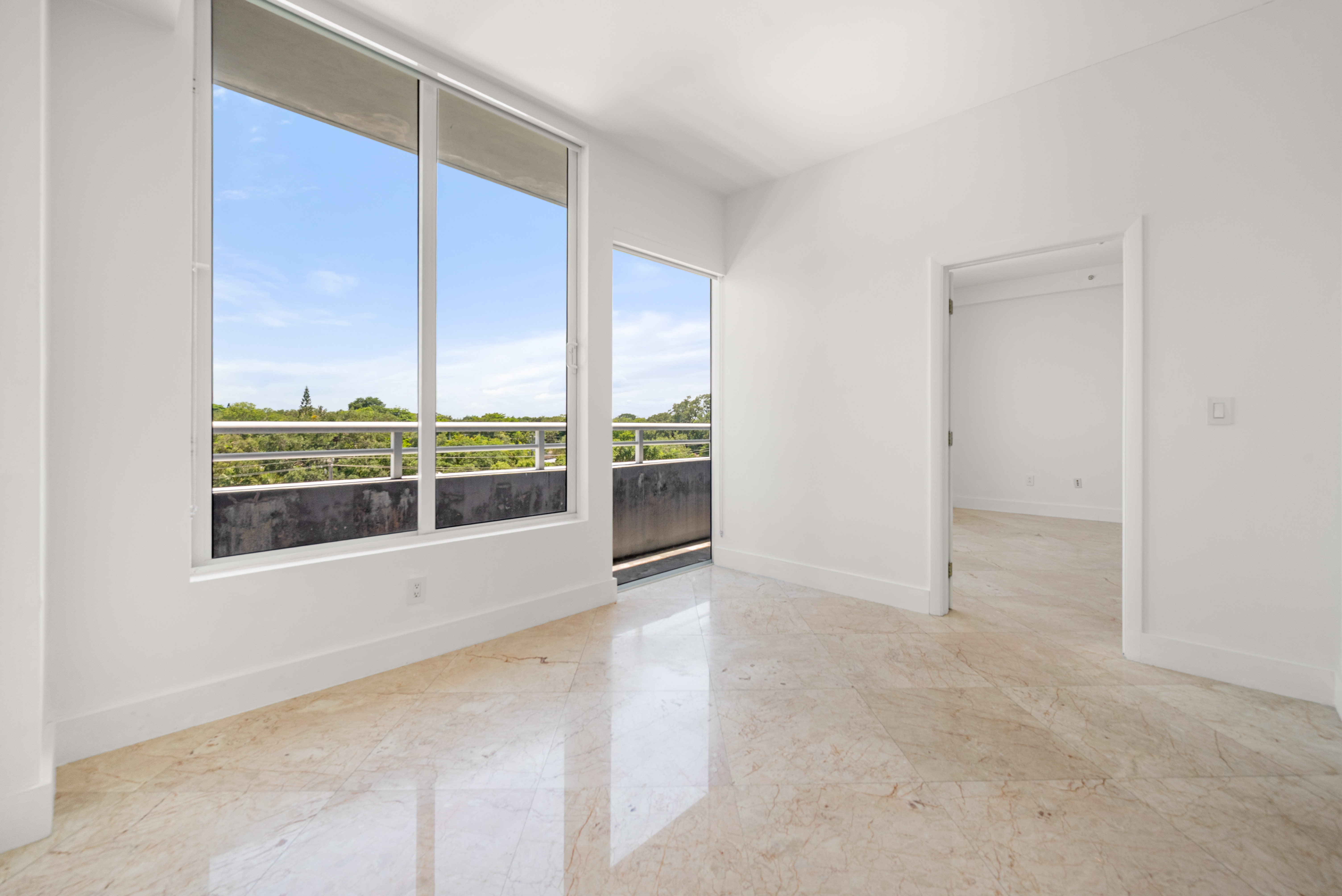  3250 Grand Ave, Miami, FL, 33133 - 物件實景