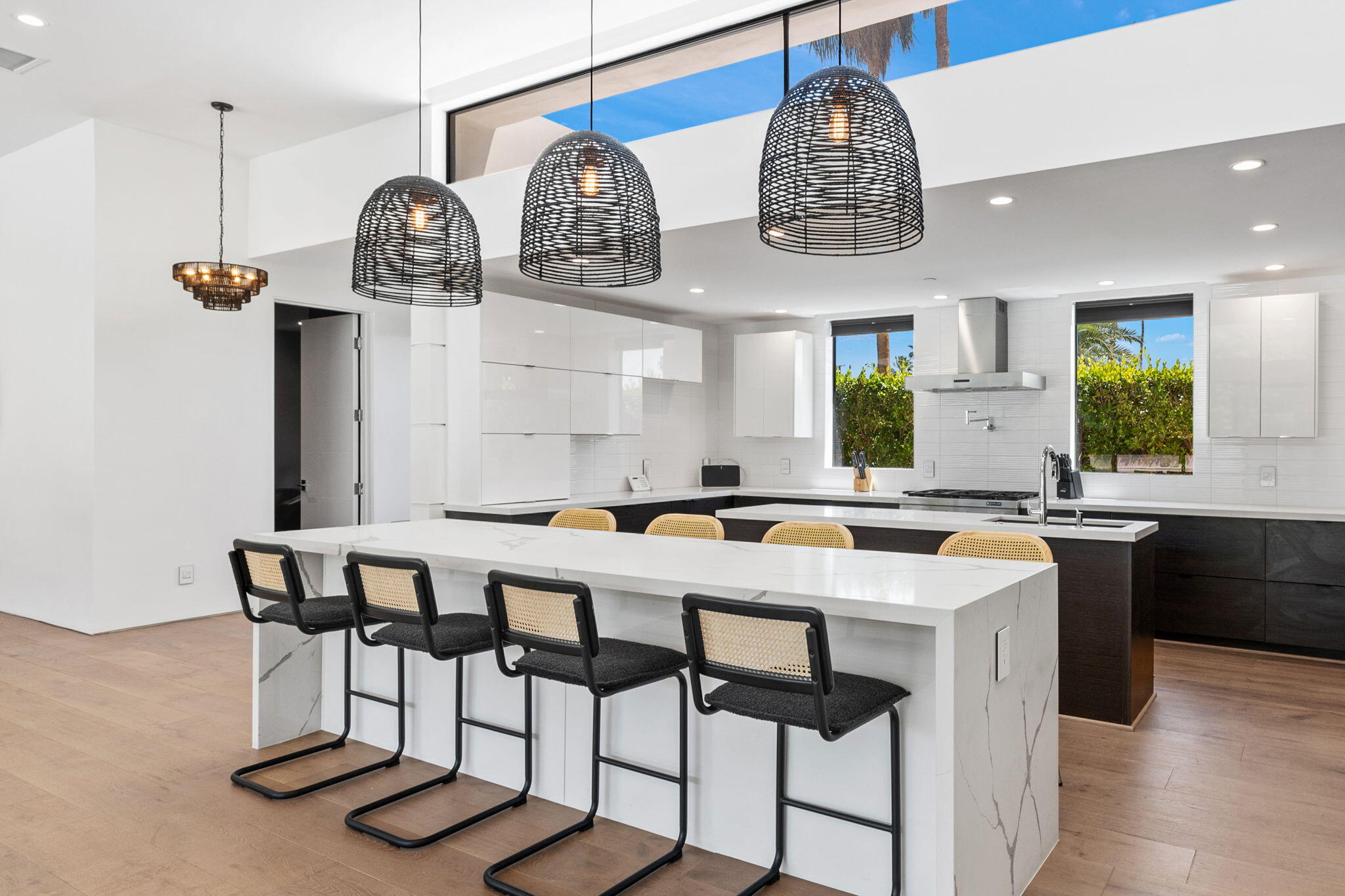 Palm Springs, California, 92262, United States, 5 Bedrooms Bedrooms, ,4 BathroomsBathrooms,Residential,For Sale,1805387