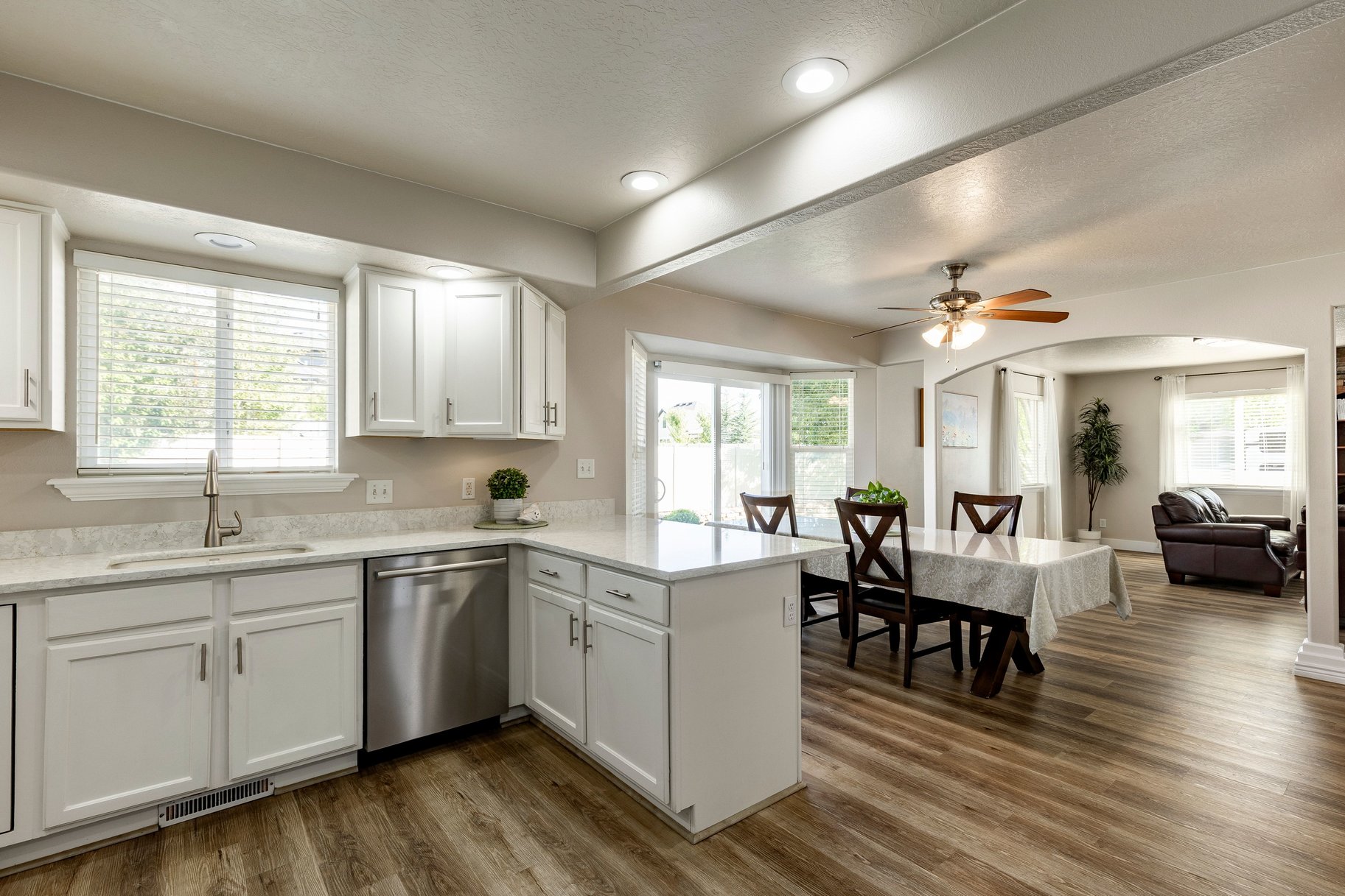  Immaculate Heber Home with Mountain Views & Beautiful Mature Landscaping - 物件實景