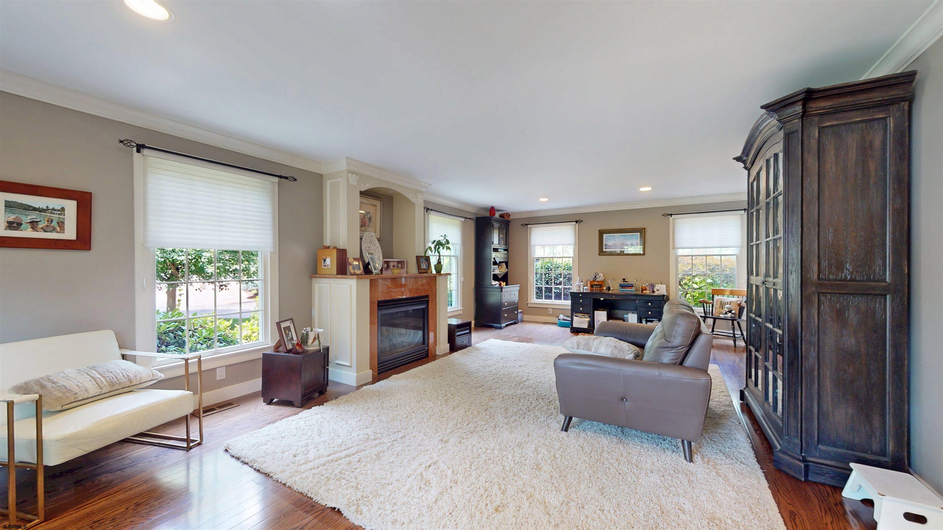 Linwood, New Jersey, 08221, United States, 6 Bedrooms Bedrooms, ,5 BathroomsBathrooms,Residential,For Sale,1975811