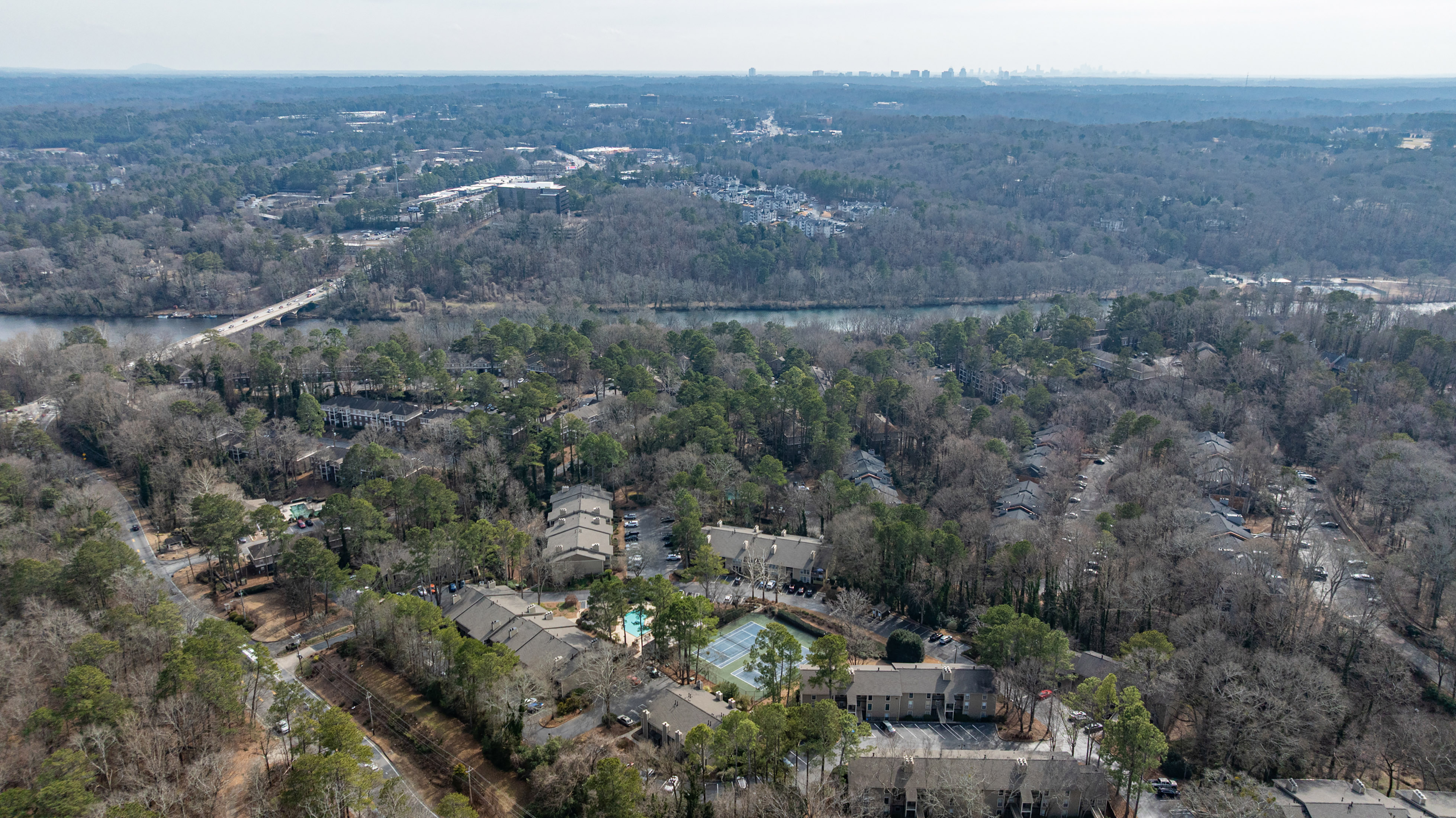  Gated Condominium Community Near Chattahoochee River - 物件實景
