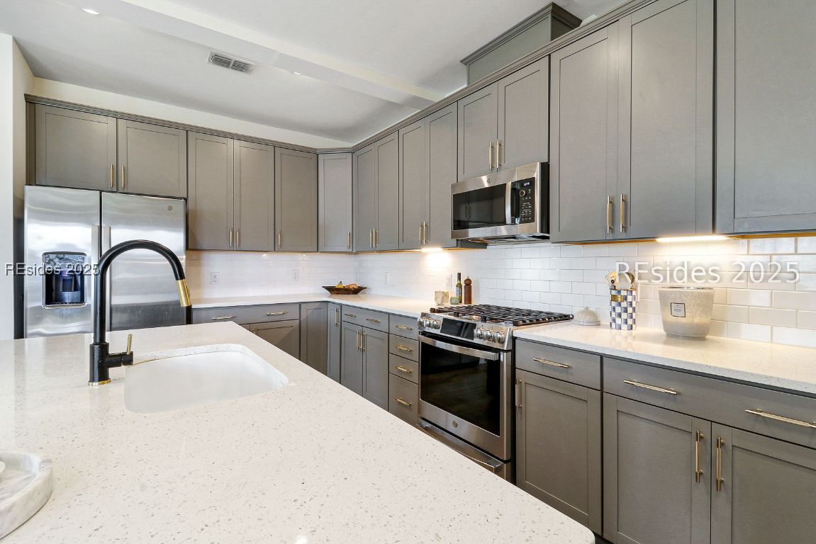 Bluffton, South Carolina, 29910, United States, 4 Bedrooms Bedrooms, ,3 BathroomsBathrooms,Residential,For Sale,1972910